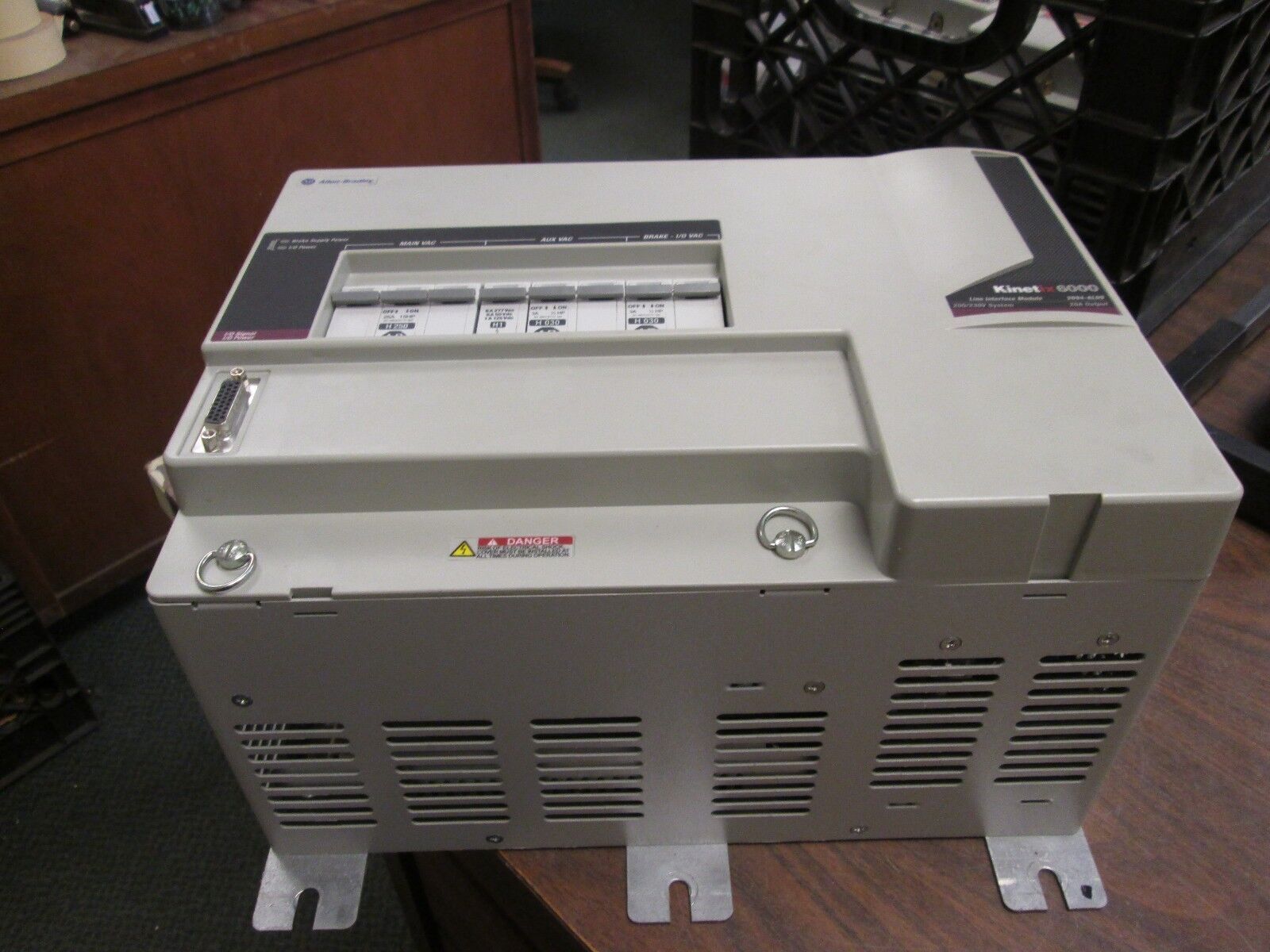 Allen-Bradley 2094 230V Line Interface Module 2094-AL09 230V 3Ph 50-60Hz Used