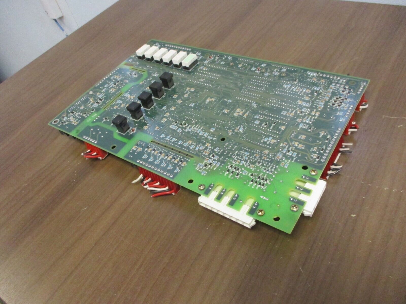 Eaton Monitor Panel Control Board 101073071-001 Rev. H01 Used