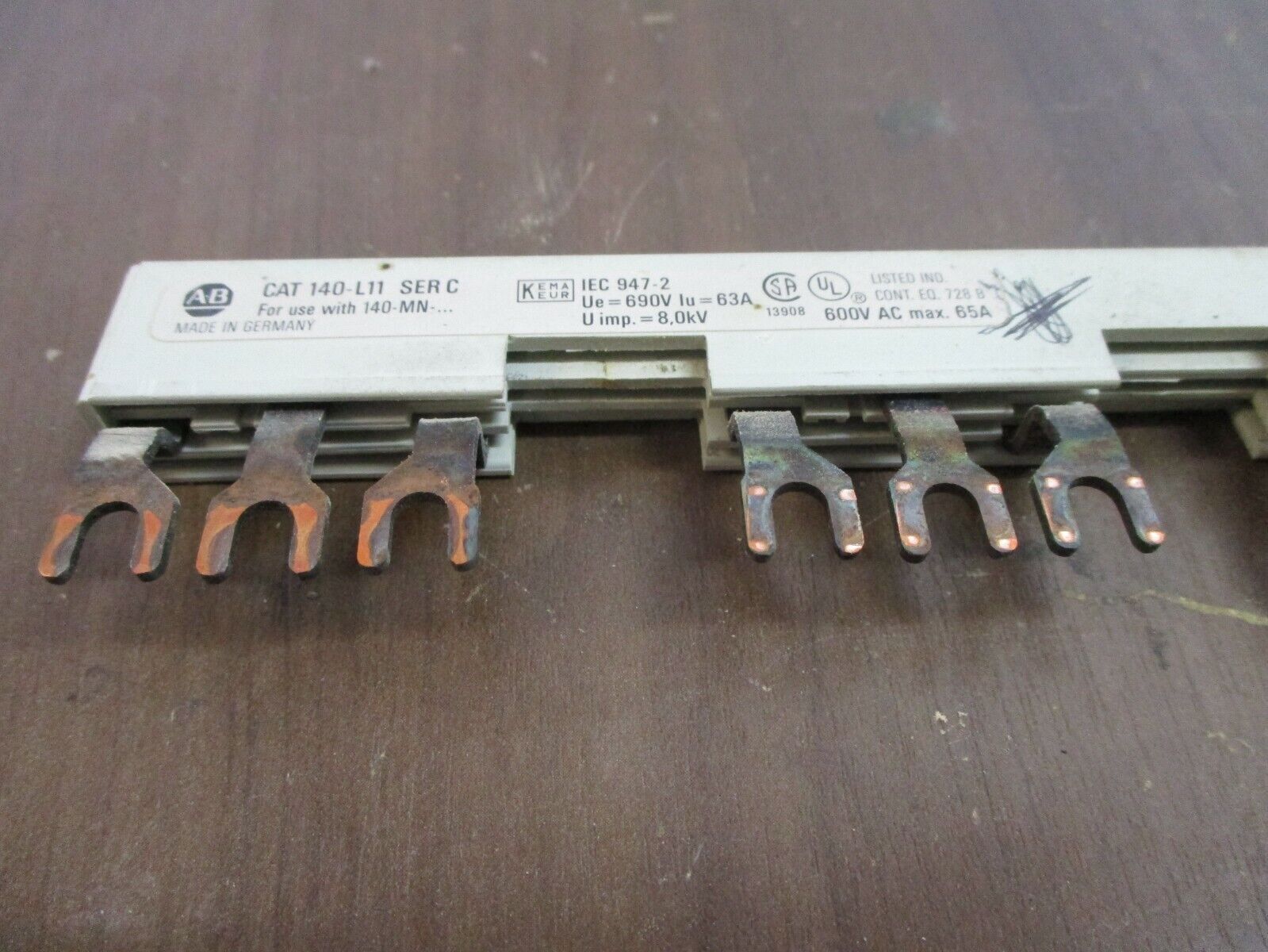 Allen-Bradley Commoning Link 140-L11 Ser. C 65A 600V *Lot of 5* Used