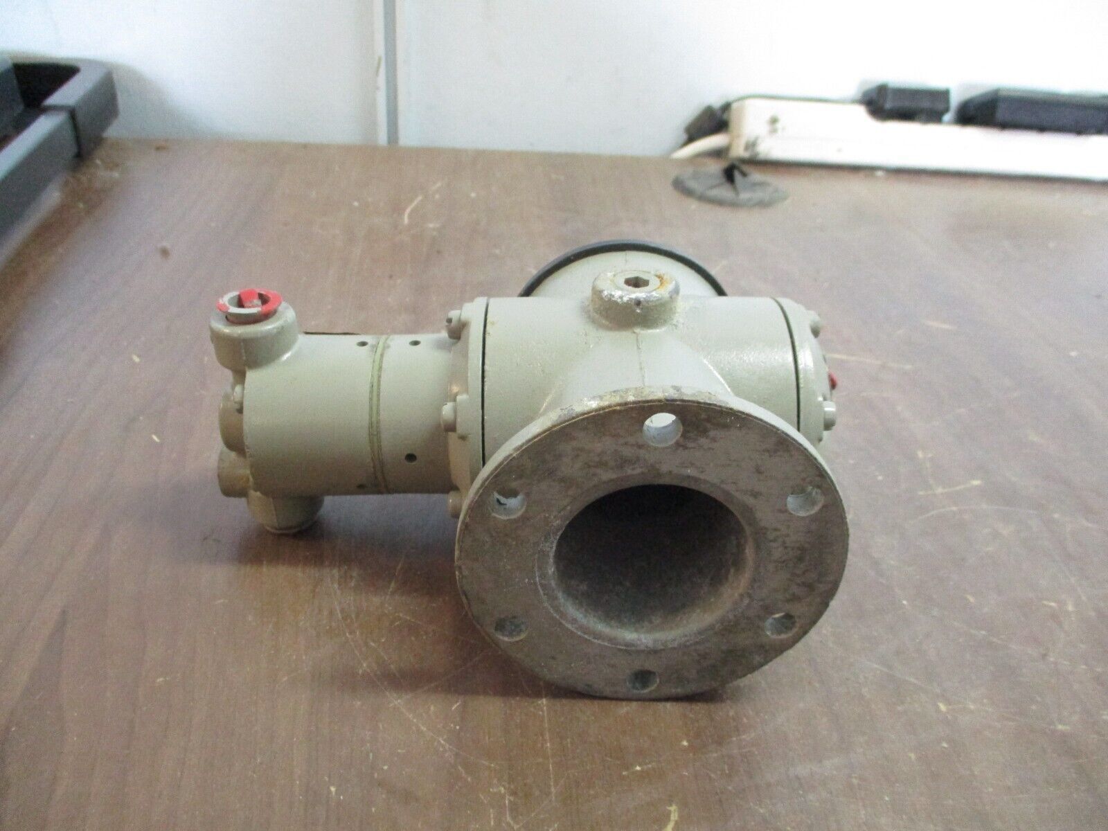 Conoflow Model J Pressure Regulator 13-15G Used