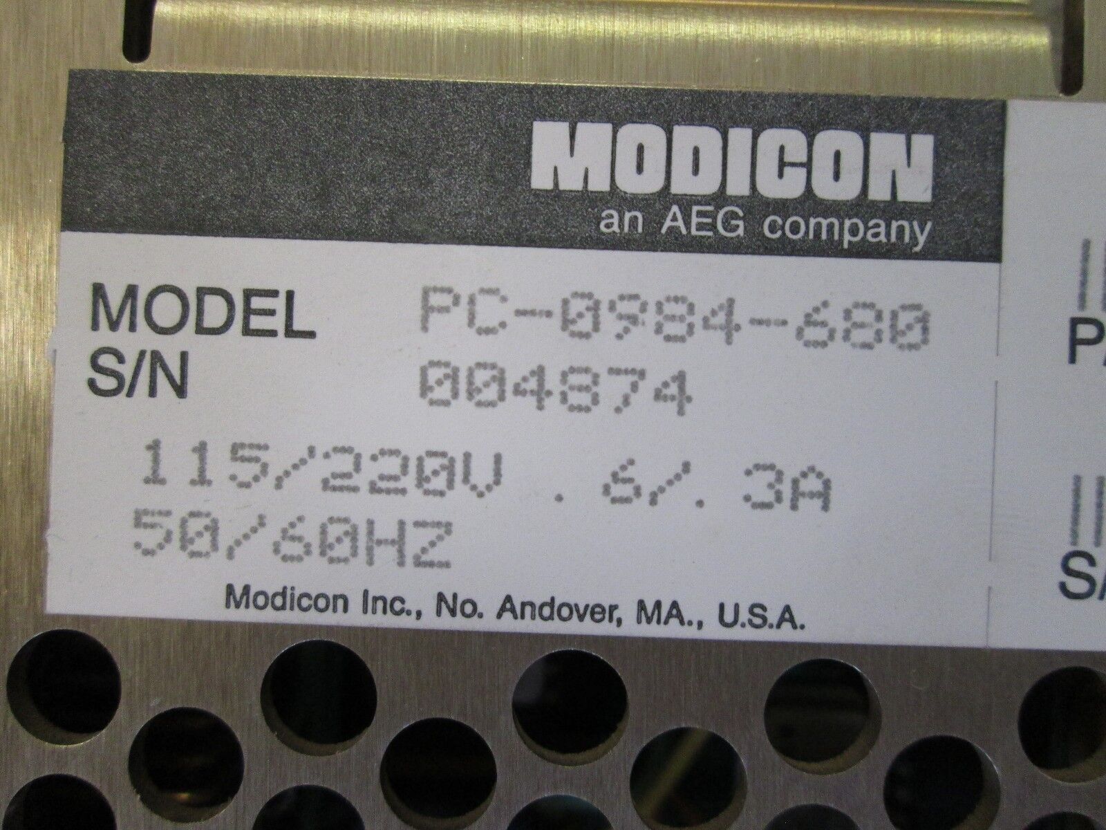 Modicon Programmable Controller AS-9370-001 115/220V .6/.3A 50/60Hz Used