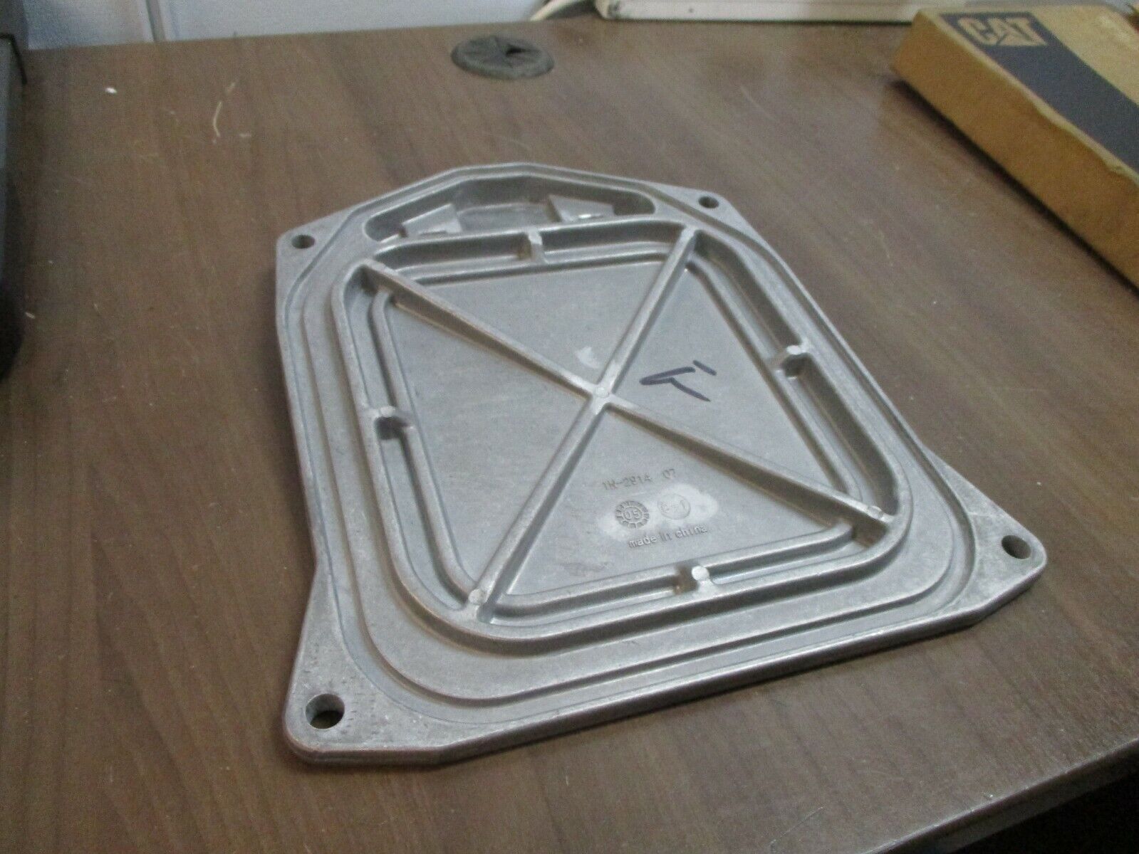 CAT Cover-BLK IN-2914 New Surplus