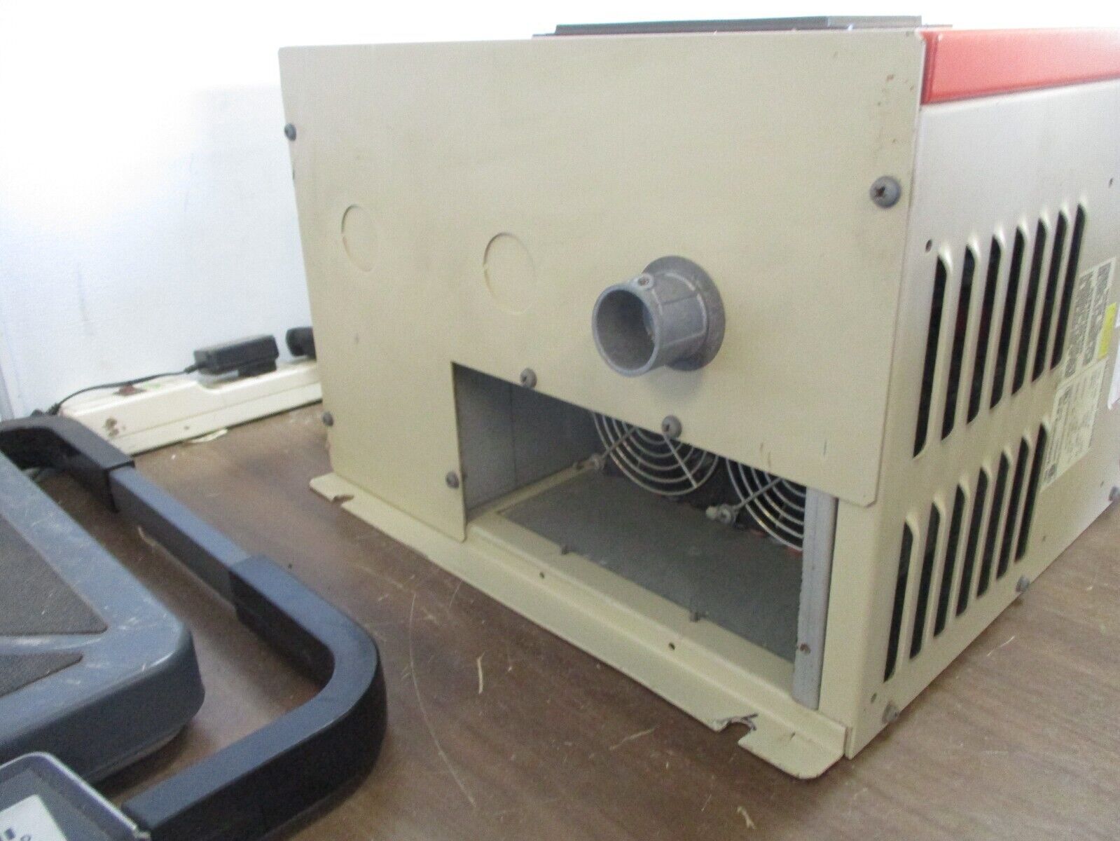 Sew-Eurodrive Movitrac AC Drive B4616.0 15HP 3Ph *Cracked Keypad Case* Used