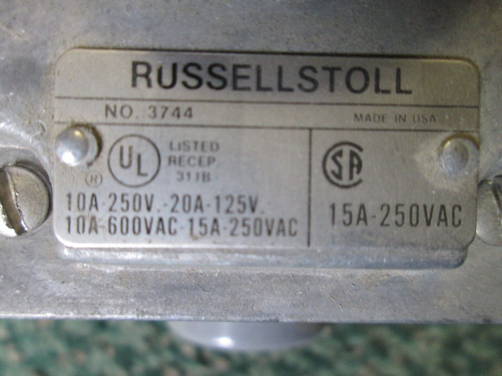 Russellstoll Receptacle 3744 20A @ 125V 15A @ 250V 10A @ 600V 3P 4W *Lot of 3*