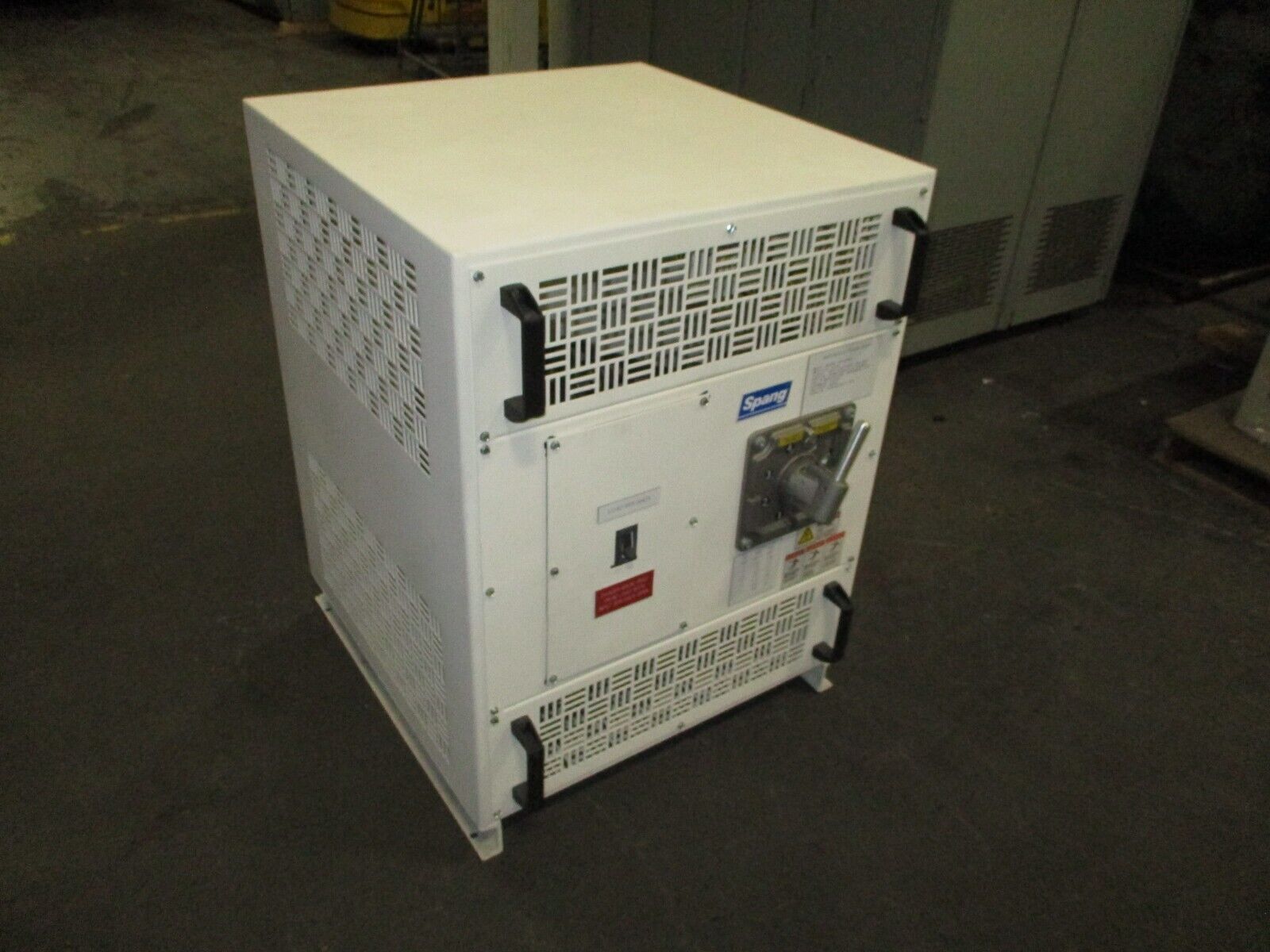 Spang Transformer w/ Breaker Disconnect L19141 20kVA 1Ph Pri: 480V Sec: 130/220V