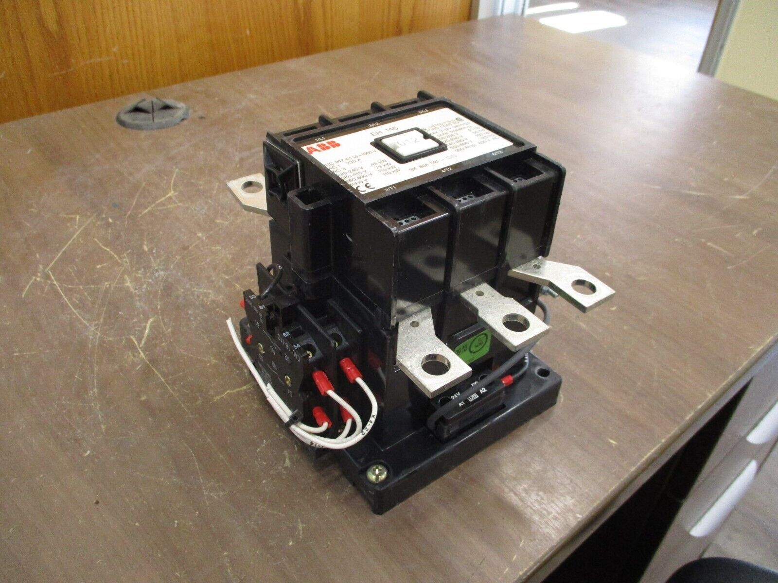 ABB Contactor EH 145 24VDC Coil 200A 600V Used