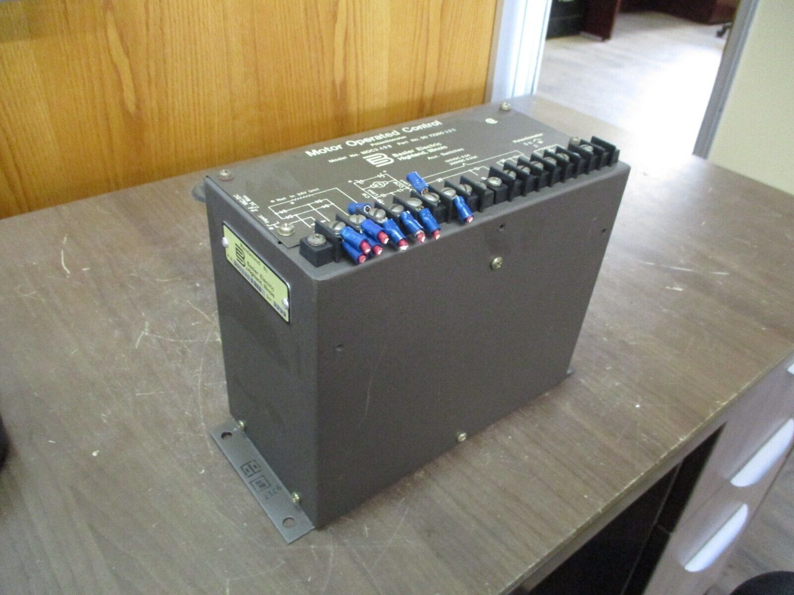 Basler Electric MOC2499 Motor Operated Control / Potentiometer 90 72300325 Used