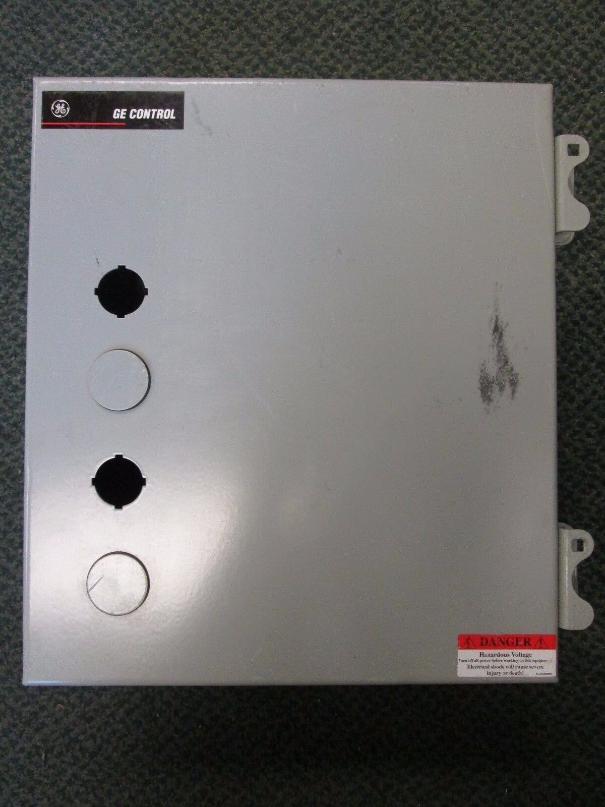 GE Lighting Contactor Enclosure CR460XE1D nema 1 Enclosure New Surplus