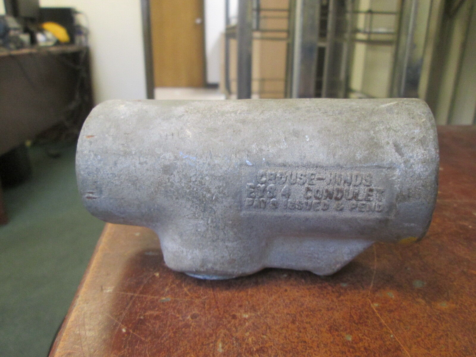 Crouse-Hinds Explosion Proof Condulet Sealing Fitting EYS4 1 1/4" Used