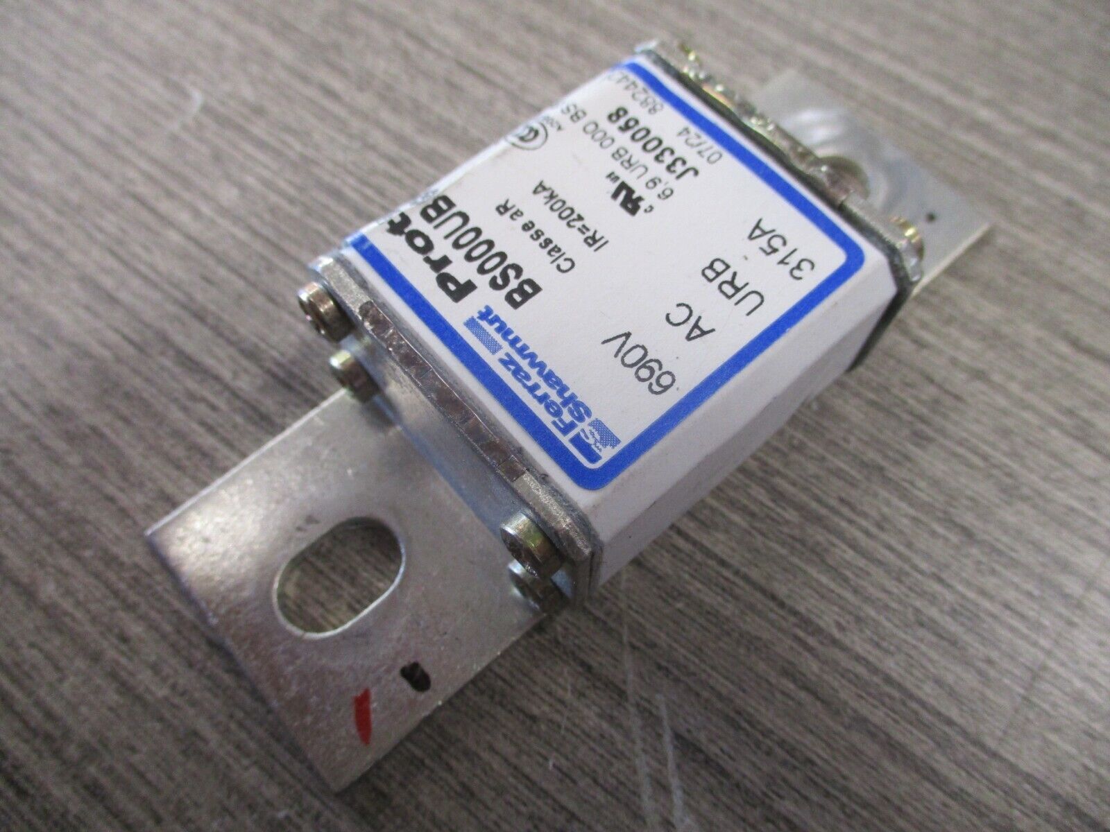 Ferraz Shawmut Protistor Fuse BS000UB69V315 315A 690V Used