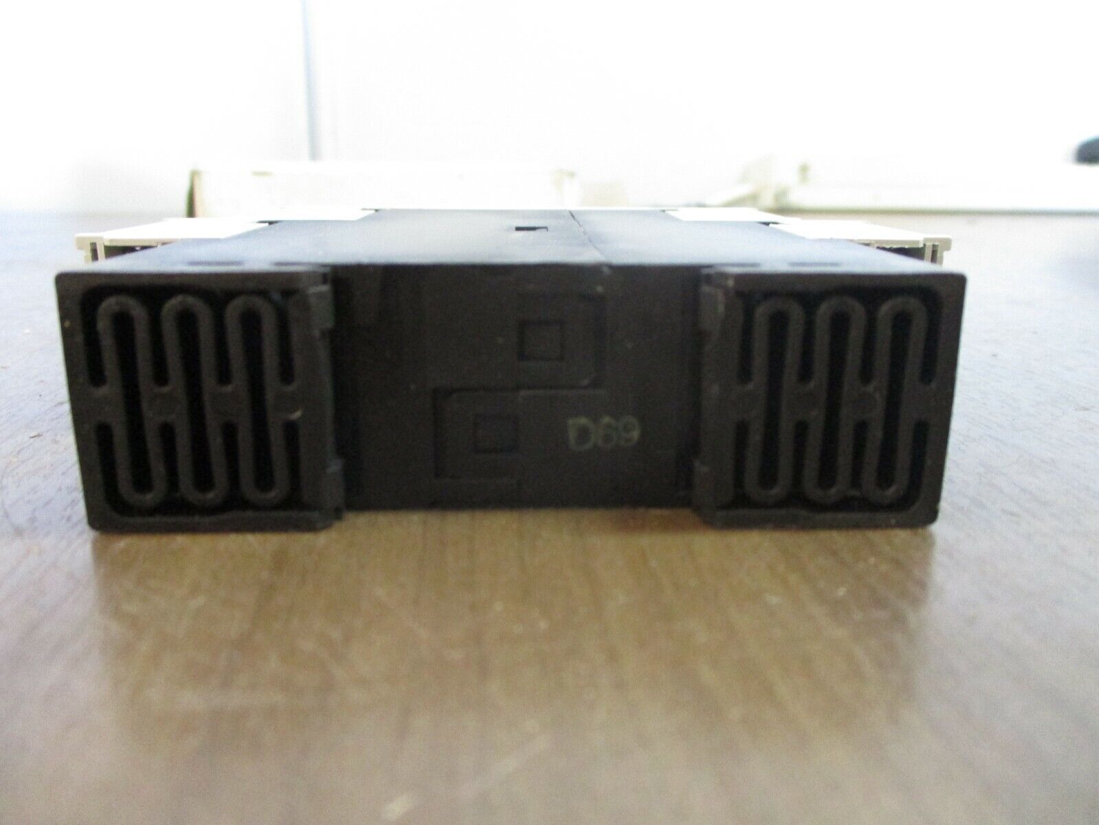 Siemens Time Relay 3RP1525-1BQ30 Range: 0.05s-100h 100-127VAC 50/60Hz 24VAC/DC