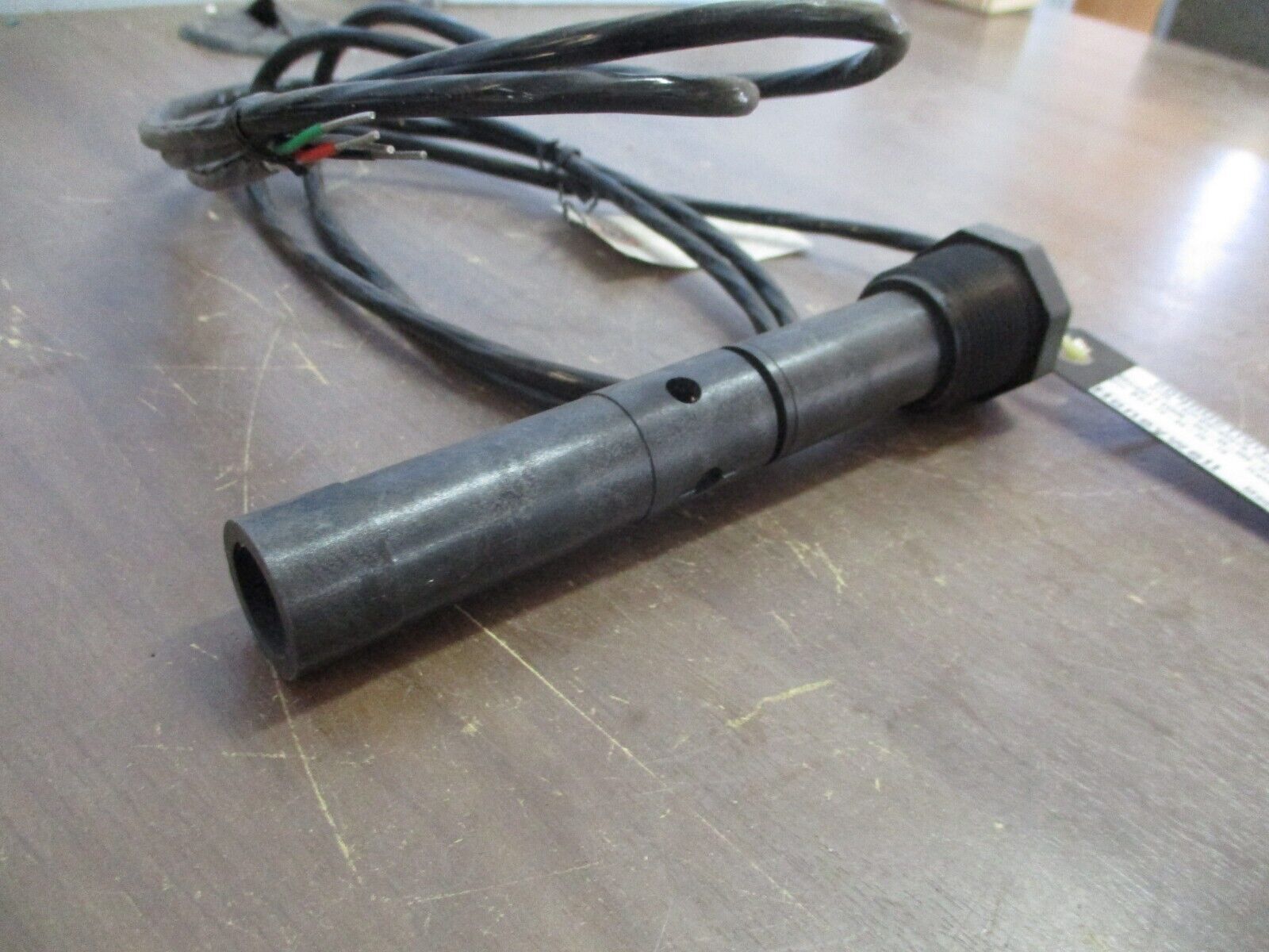 Honeywell Conductivity Cell 04905-X01-33-333-X7-000-000 *No Box* New Surplus