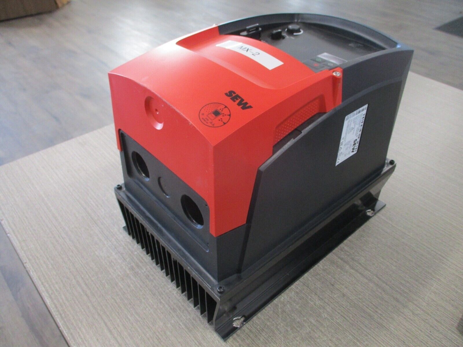 Sew Movitrac LTE-Bt AC Drive MCLTEB0075-5A3-4-40 S/W: 2.04 10HP Used