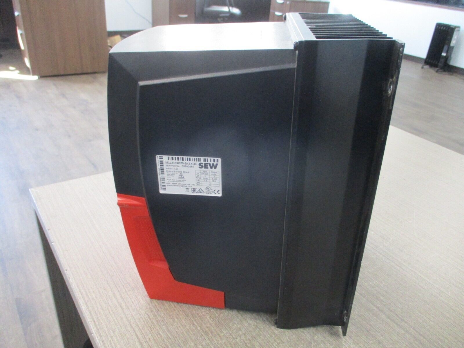 Sew Movitrac LTE-Bt AC Drive MCLTEB0075-5A3-4-40 S/W: 2.04 10HP Used