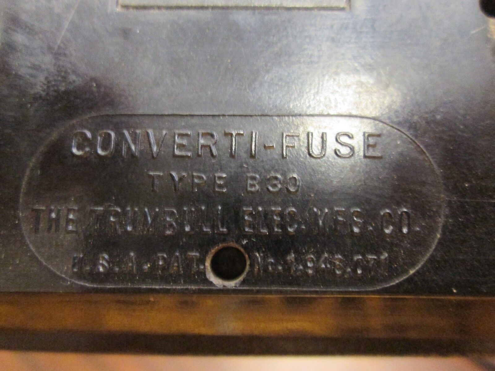 Trumbull Electric Fuse Pullout B30 30A 250V Used