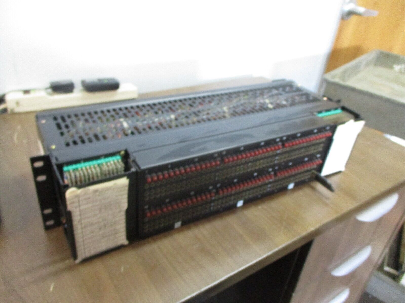 ADC DSX-1 Cross Connect D1M-1A0024 42/56VDC 2A Used