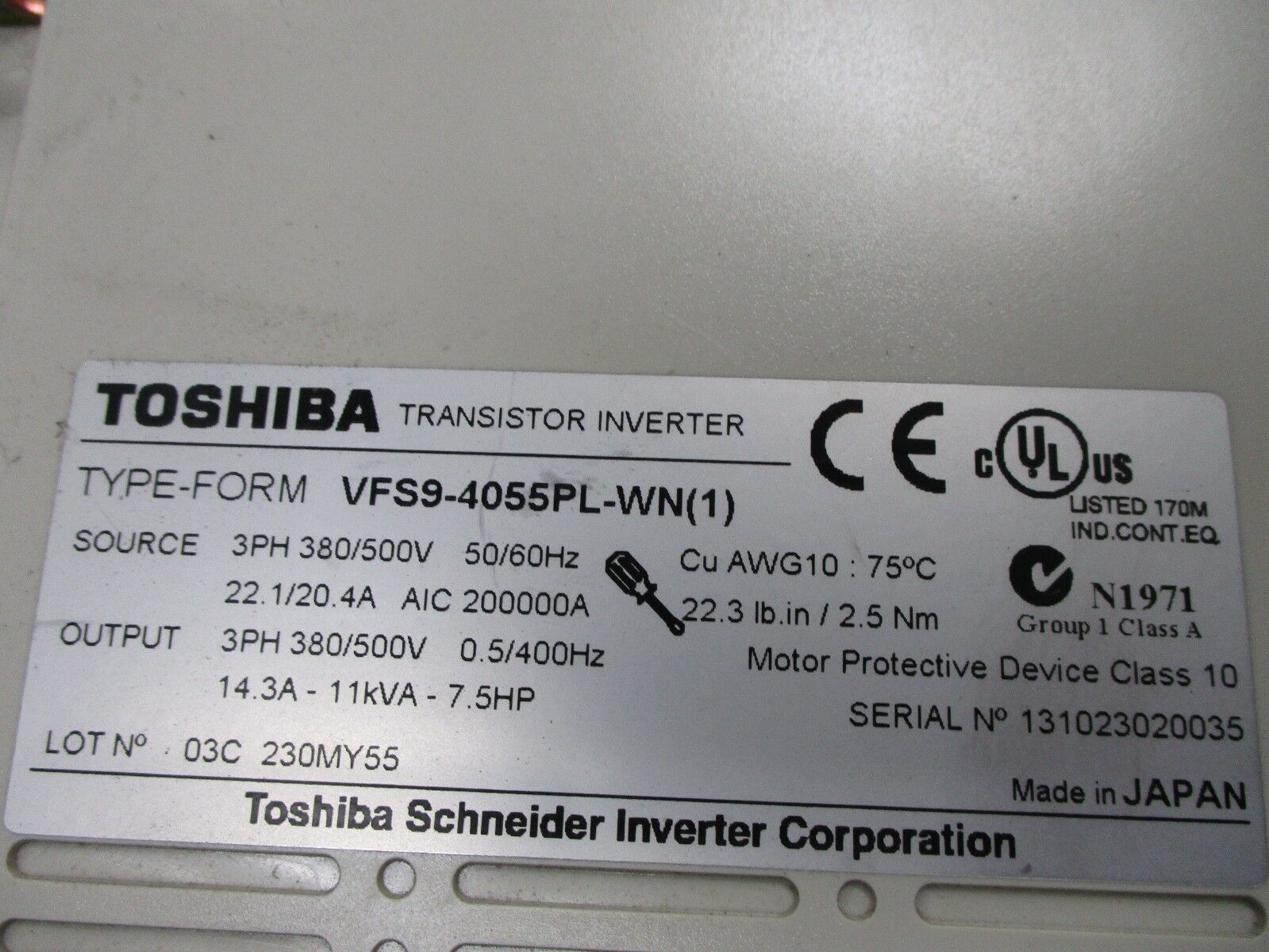 Toshiba AC Drive VFS9-4055PL-WN(1) 7.5HP 3Ph Inputs: 380/500V, 22.1/20.4A Used