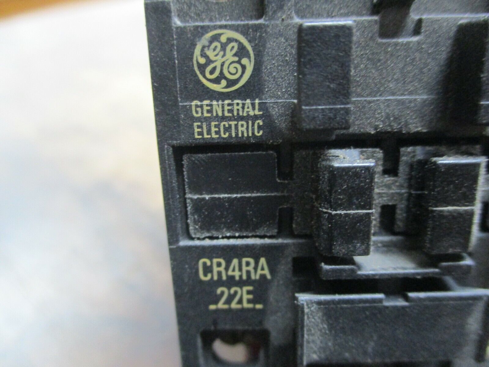 GE Contactor CR4RA 120V Coil 20A 600V Used
