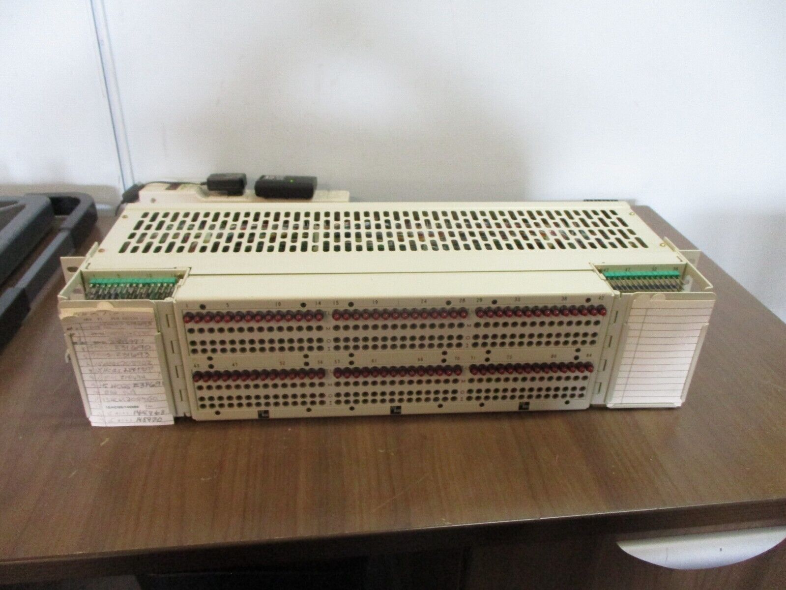 ADC DSX-1 Cross Connect D1M-1A0023 42/56VDC 2A Used