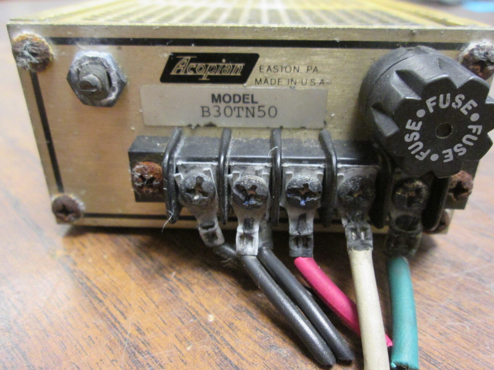 Acopian Power Supply B30TN50 Output: 30V 0.5A Used