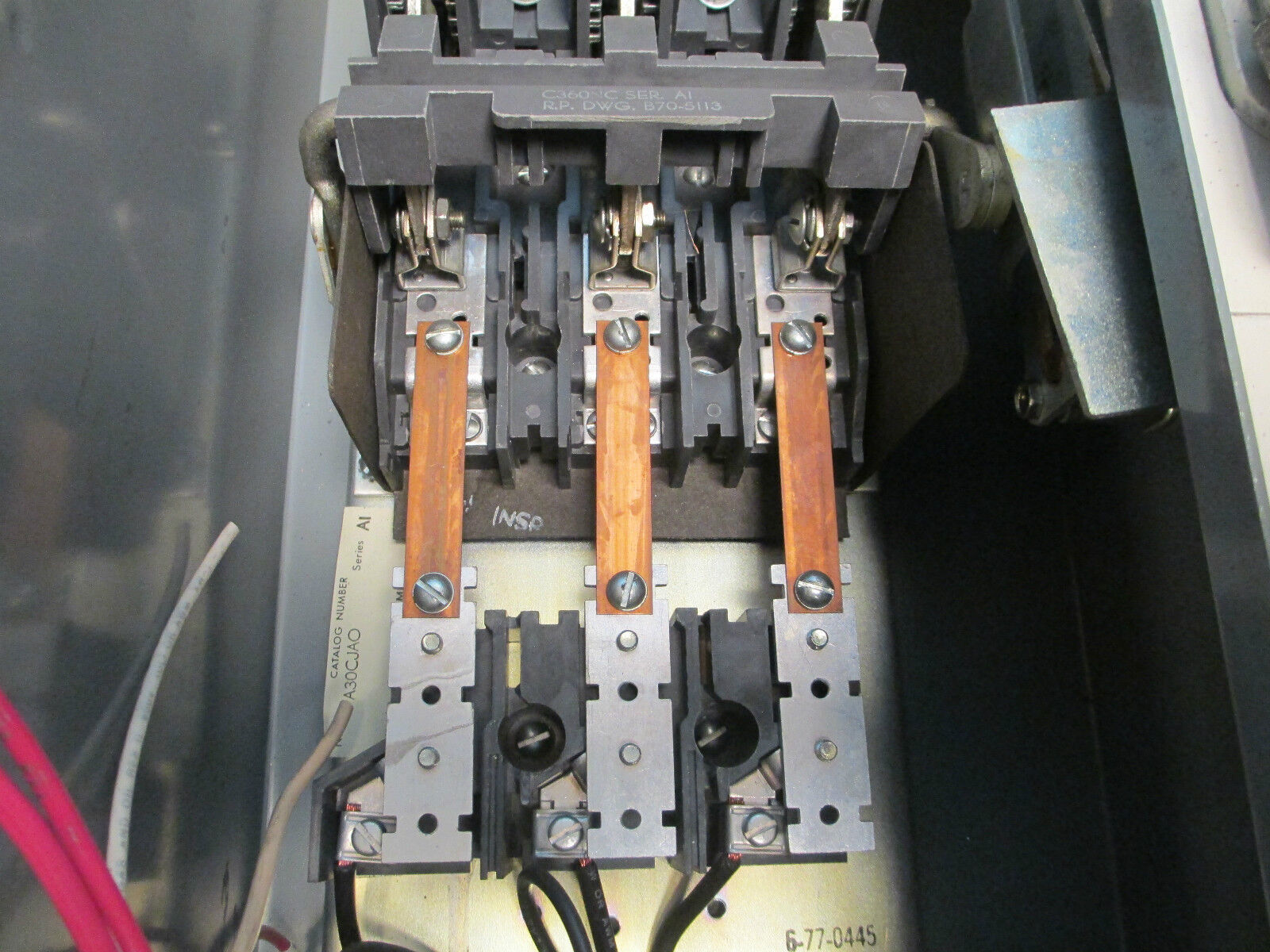 Cutler-Hammer Combination Starter A30CJAO, Size 1 120V Coil, Non-Fused