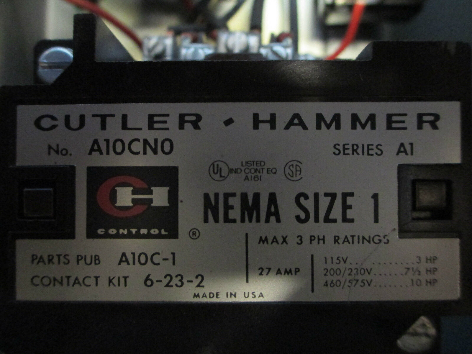 Cutler-Hammer Combination Starter A30CJAO, Size 1 120V Coil, Non-Fused