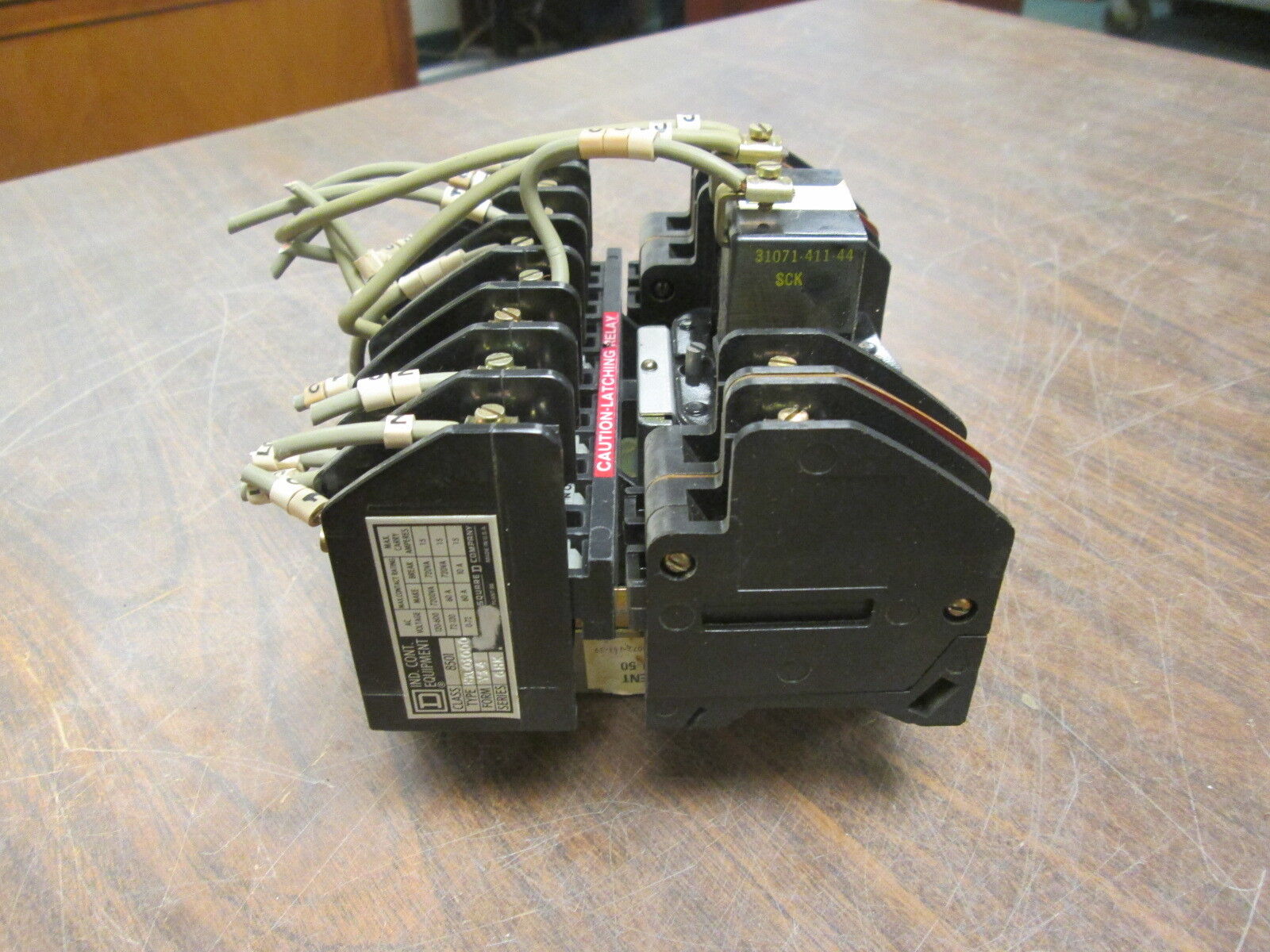 Square D Latching Relay 8501 HXL01000 120V Coil Used
