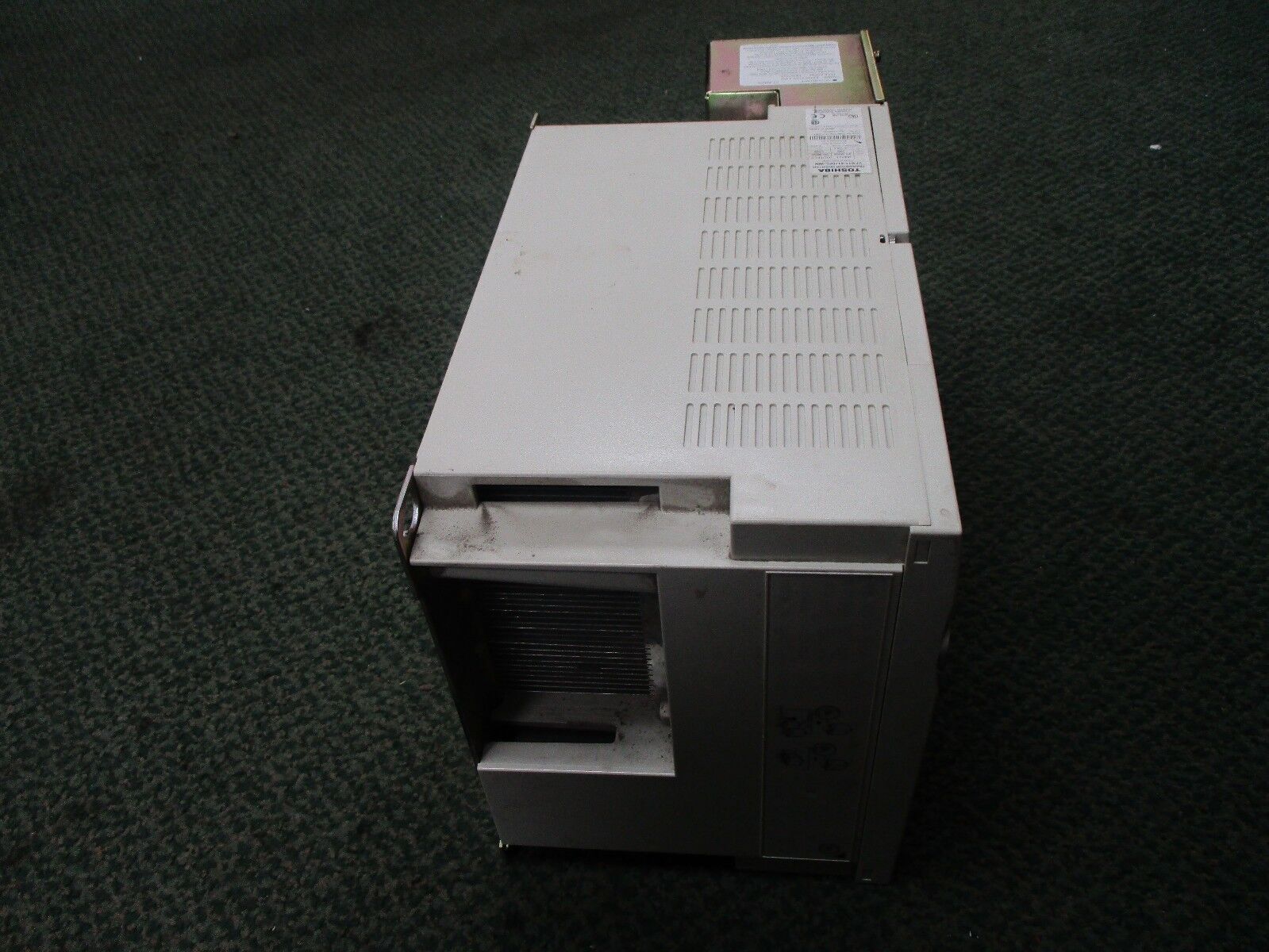Toshiba AC Drive VFS11-4110PL-WN 15HP 3Ph Inputs: 380/500V, 50/60Hz, 37.2/28.4A