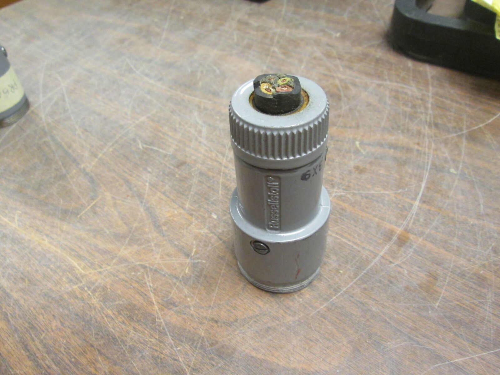 Russellstoll Receptacle 3914 15A 250/600V 4P Used