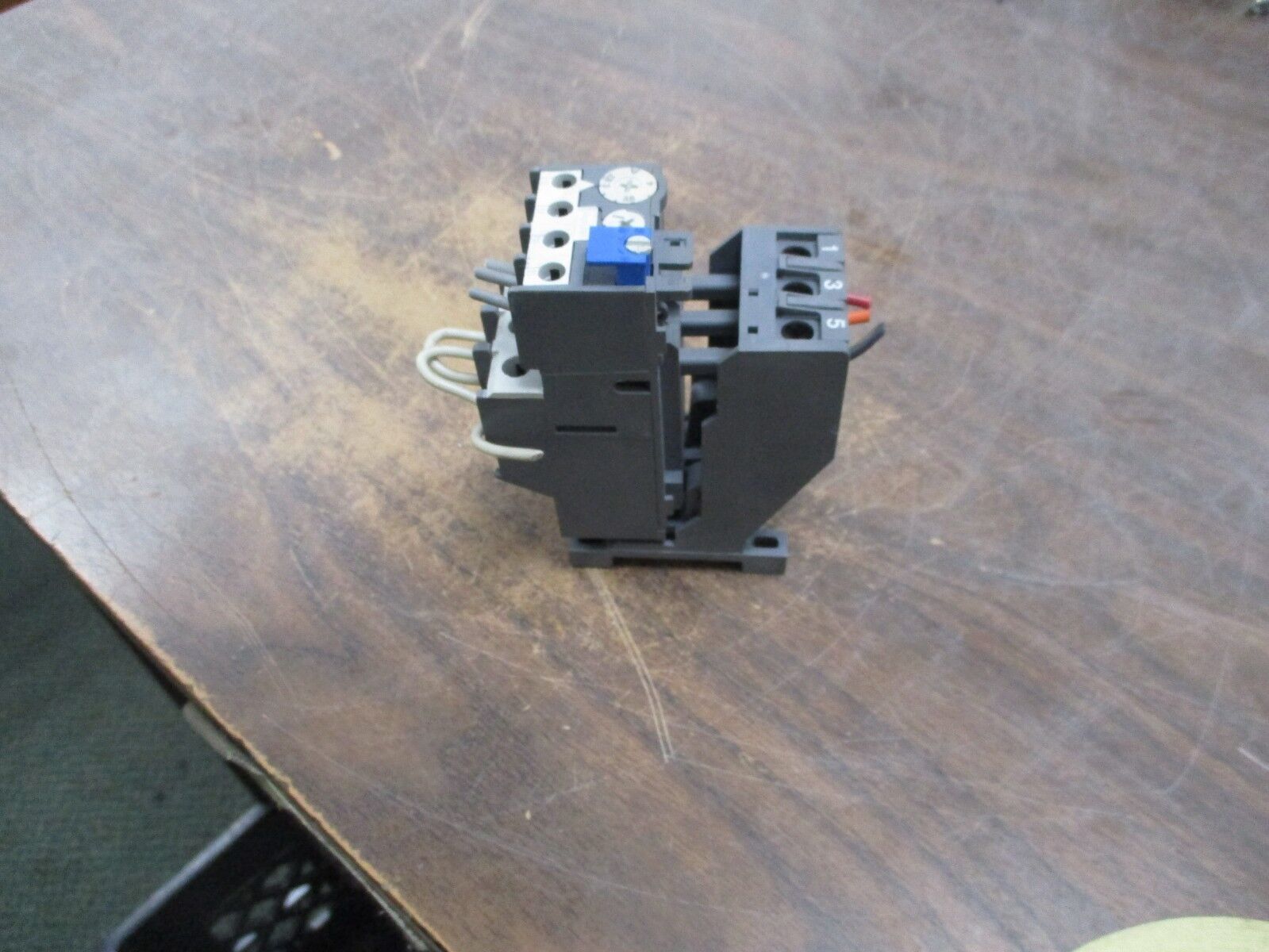 ABB Overload Relay TA25 DU 600V 3P Trip: 2.8-4A Used