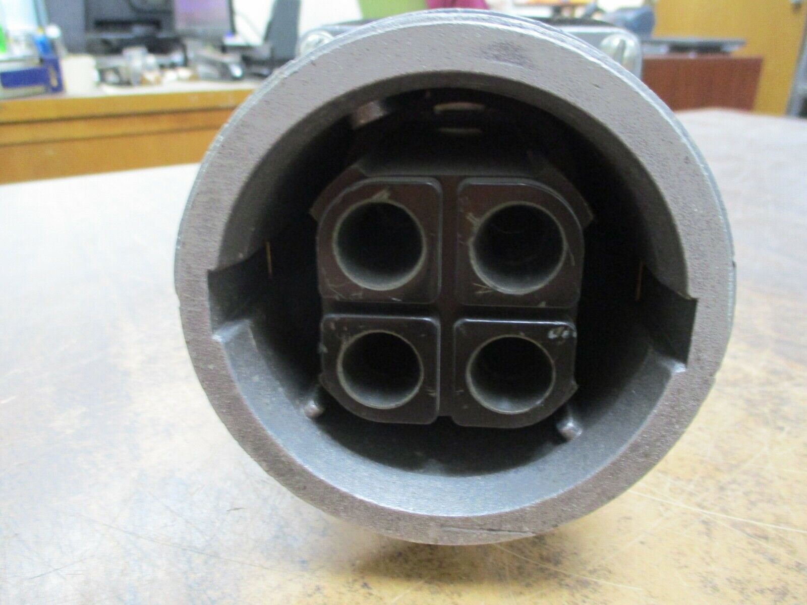 Russellstoll Receptacle JRS1534LK 150A 600V Connector Body Used