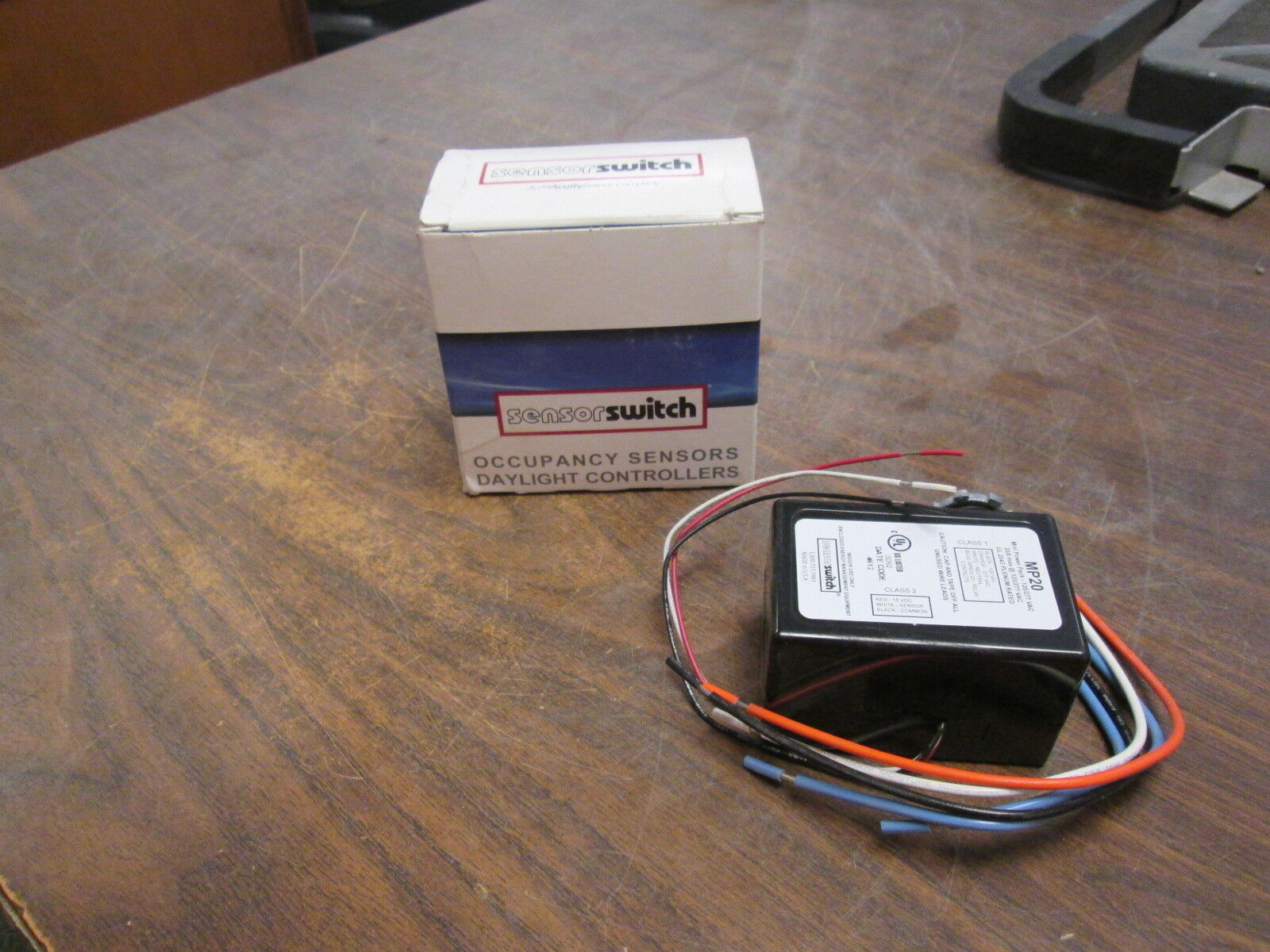 Sensor Switch Mini Power Pack MP20 120/277VAC 50/60Hz 20A Plenum Rated New Surpl