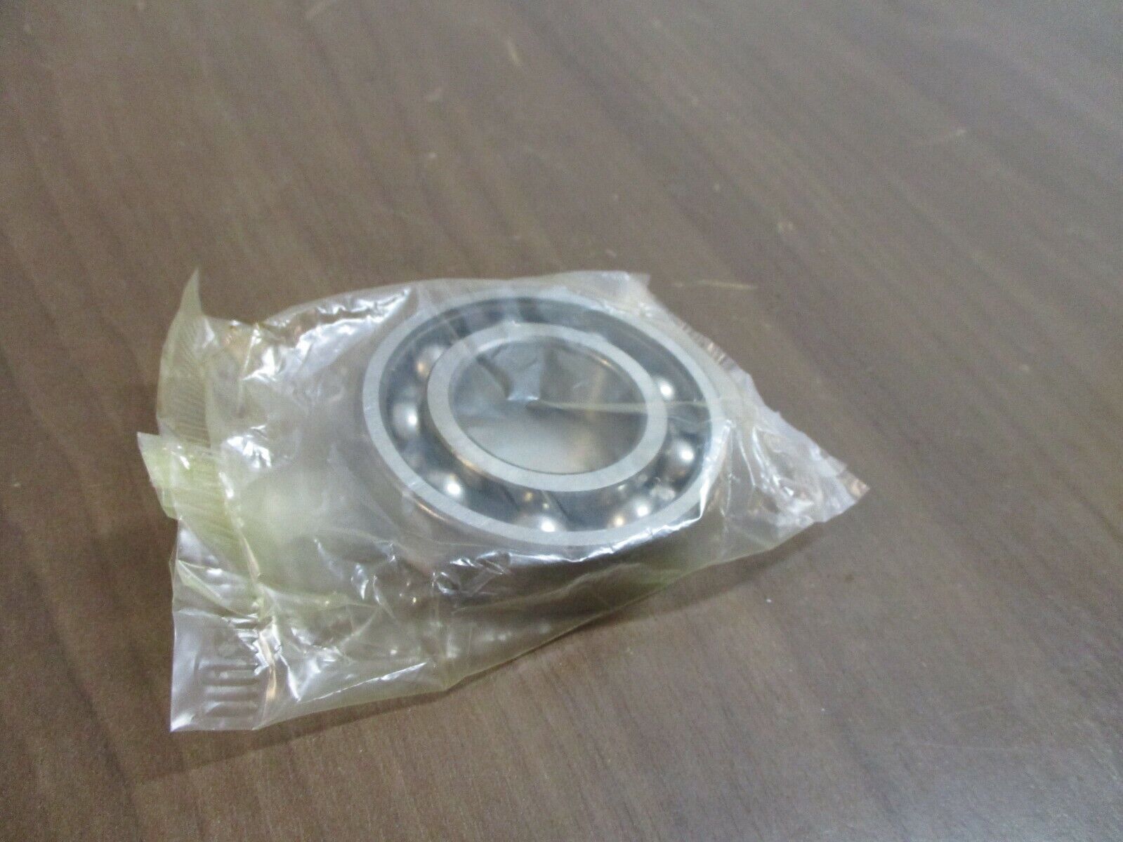 SKF Ball Bearing 6206-J / 6206-C3 New Surplus