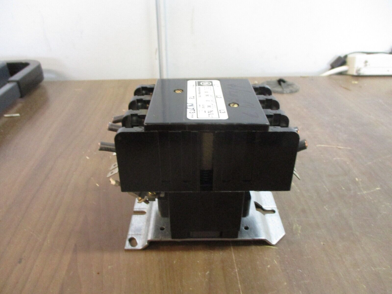 GE Contactor CR353EH3BA1DD 115-120V Coil 90A 600V w/ Aux Contact Used