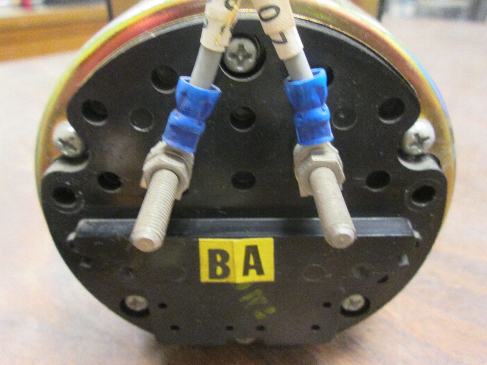 GE AC Ammeter 103131LSUE7PLD Range: 0-4000A *Missing Phase Plate Screw* Used