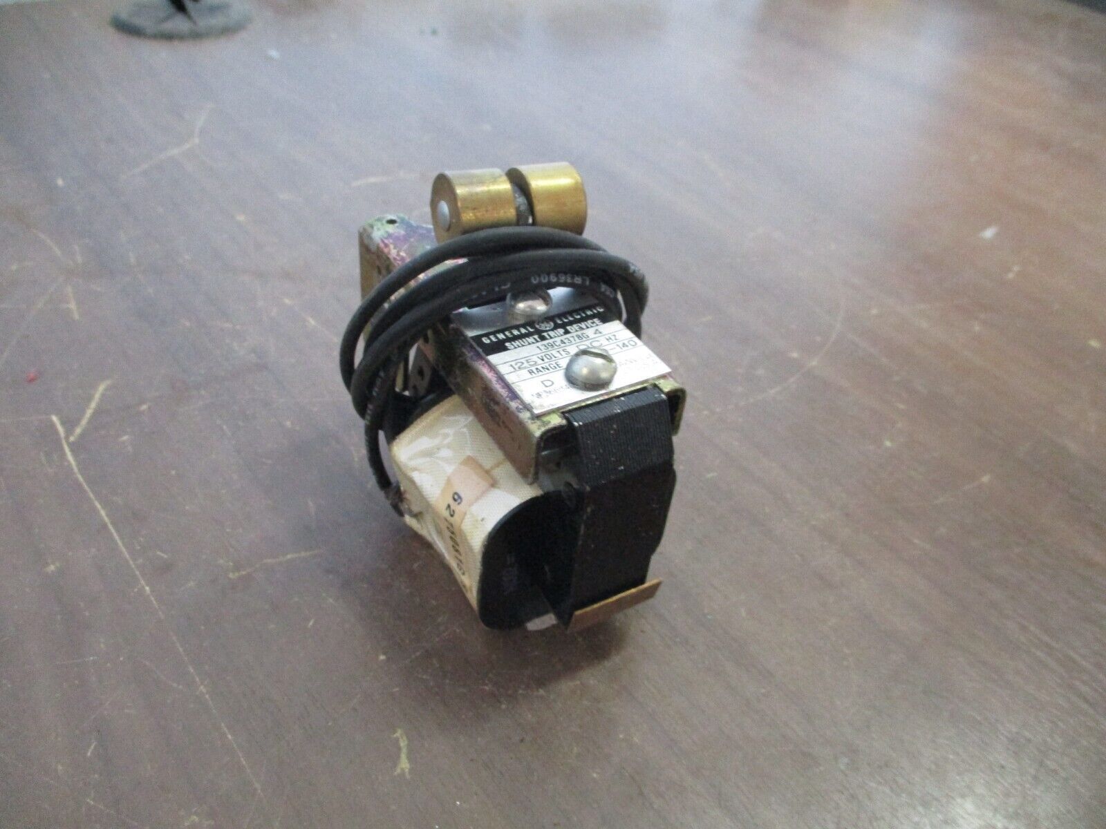 GE Shunt Trip Device 139C4378G4 125V 60Hz Used