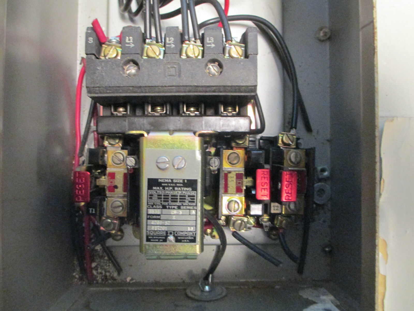 Square D Combination Starter, Size 1 120V Coil 3P Fusible Used