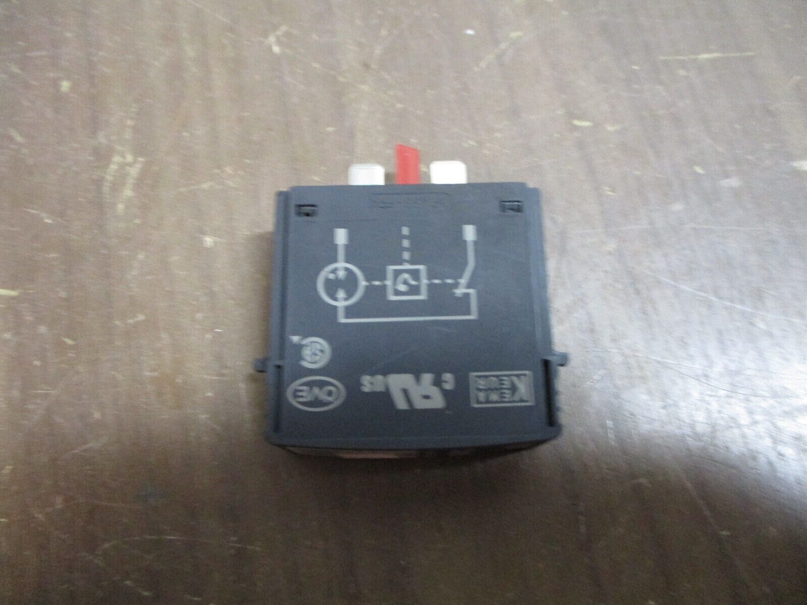 Phoenix Contact Valvetrab Surge Suppressor F-MS 12ST 260VAC 1.0kV 20kA Nominal