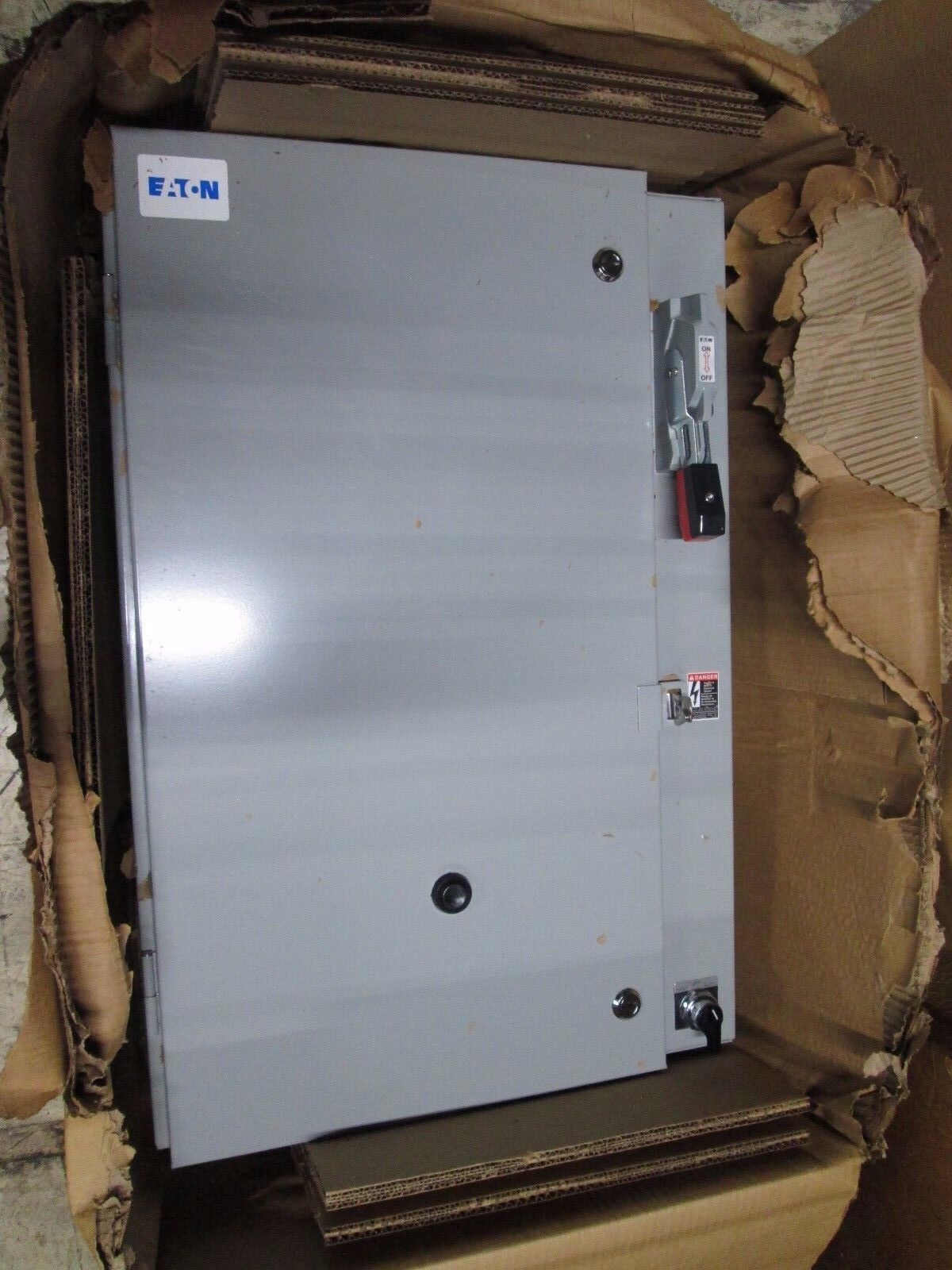 Eaton Fusible Combination ECN1831CHG Size 3 120V Coil nema 1 Enc. New Surplus