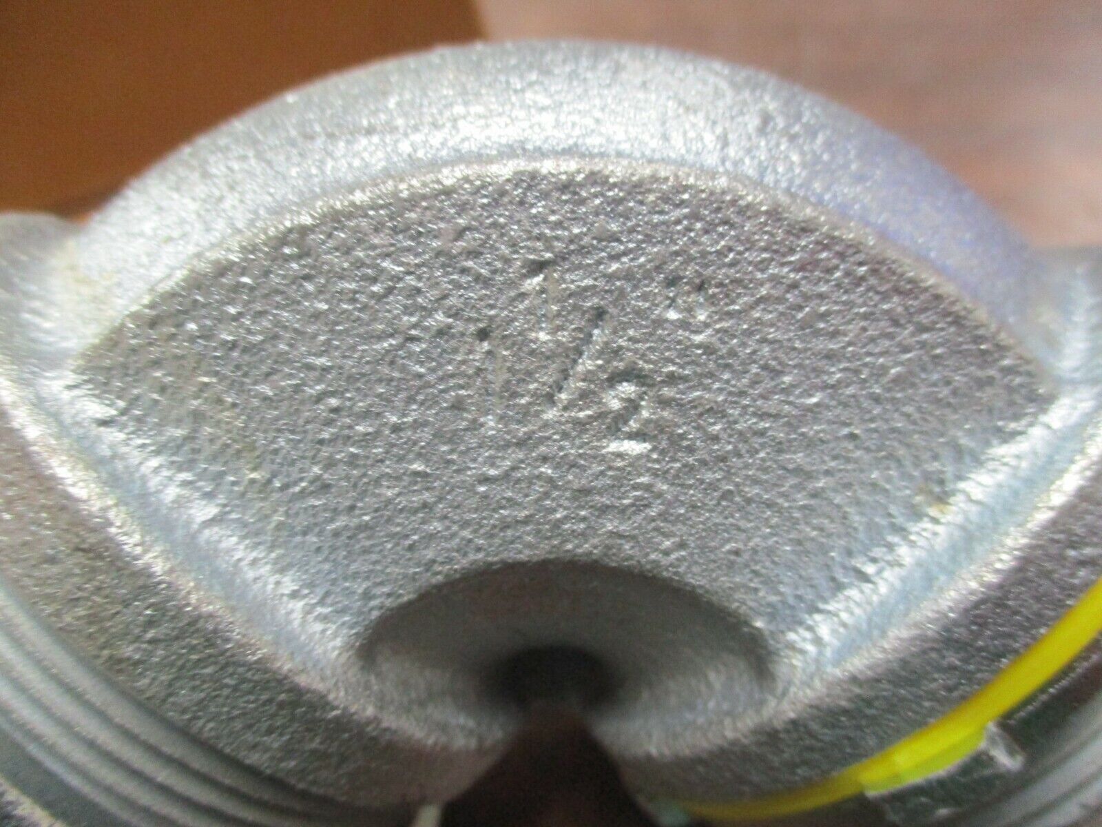 Eaton Crouse-Hinds 90° Angle Male Connector LT15090 Size: 1-1/2" *Box of 2*