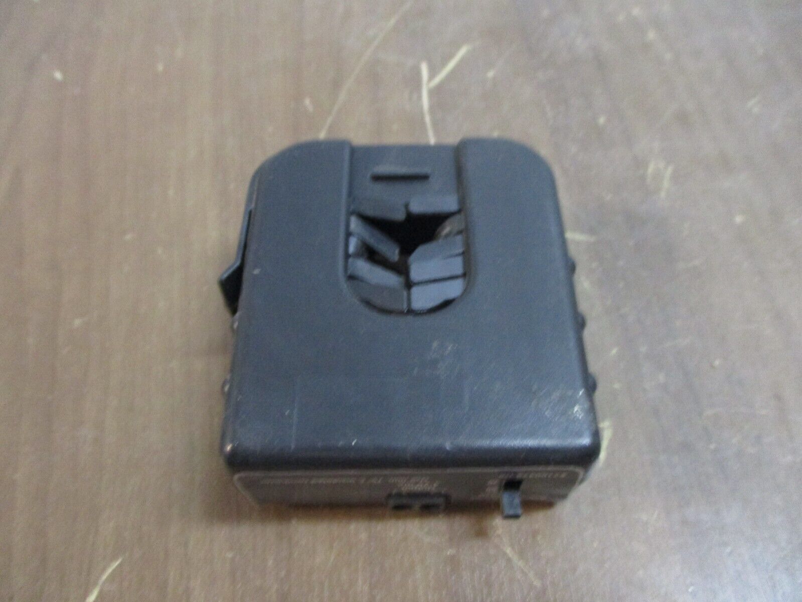 Veris Hawkeye 921 Analog Current Sensor H921 Output: 4-20mA Used