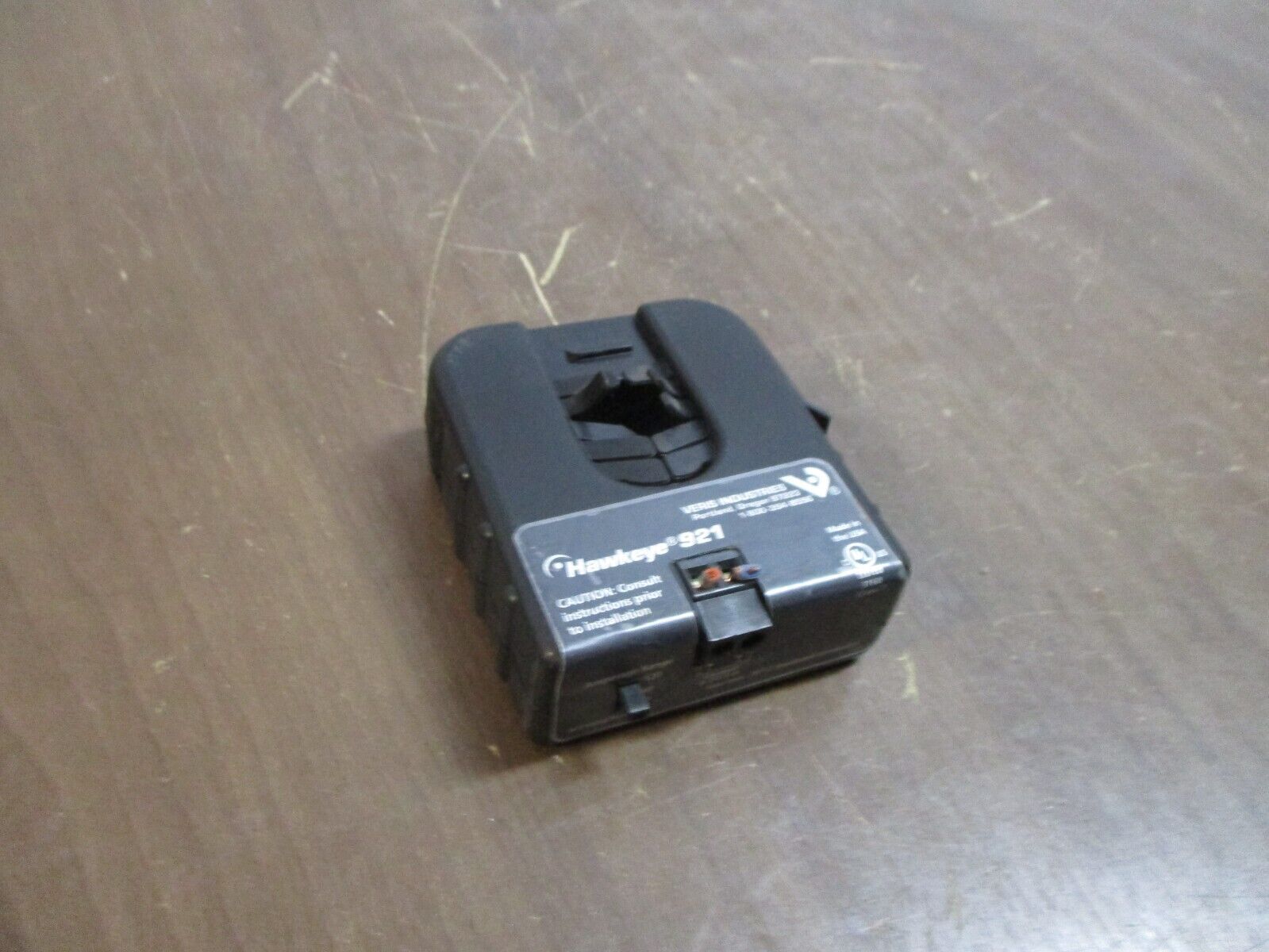 Veris Hawkeye 921 Analog Current Sensor H921 Output: 4-20mA Used
