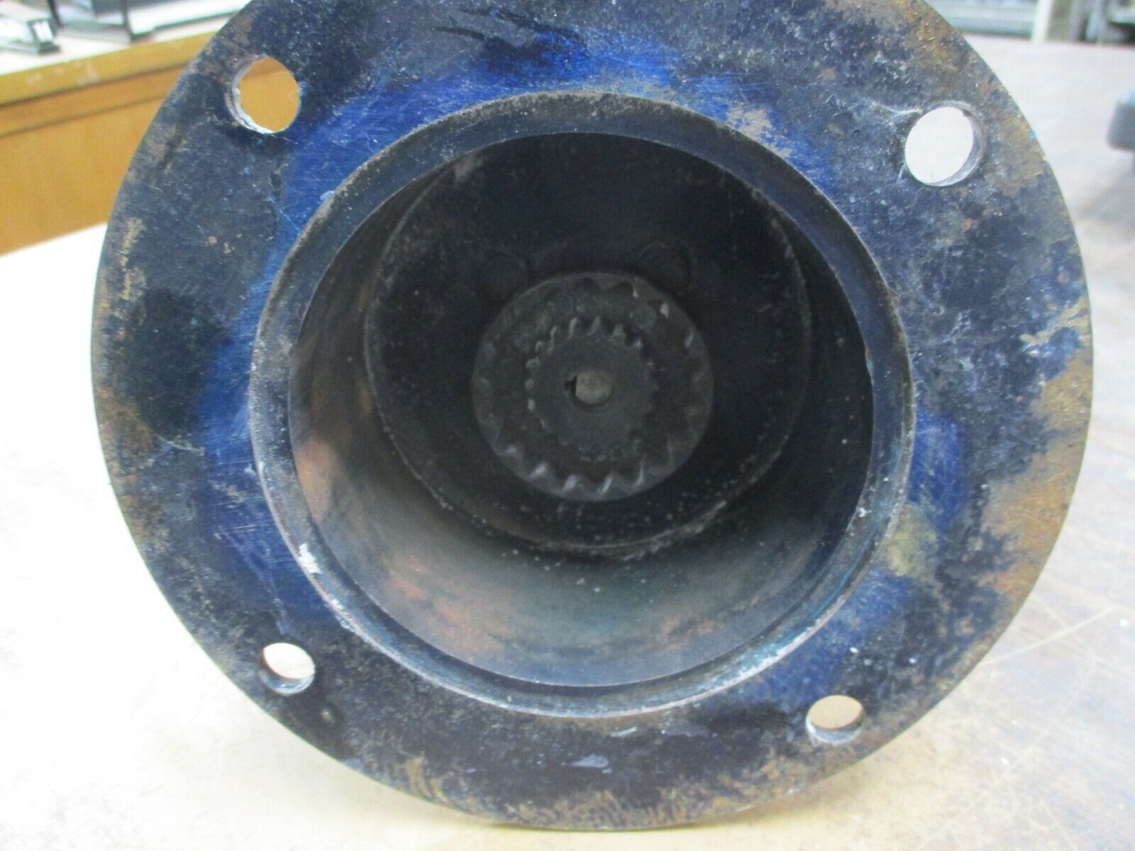 Encoder Products Co. Accu-Coder Incremental Shaft Encoder 711 12VDC Used