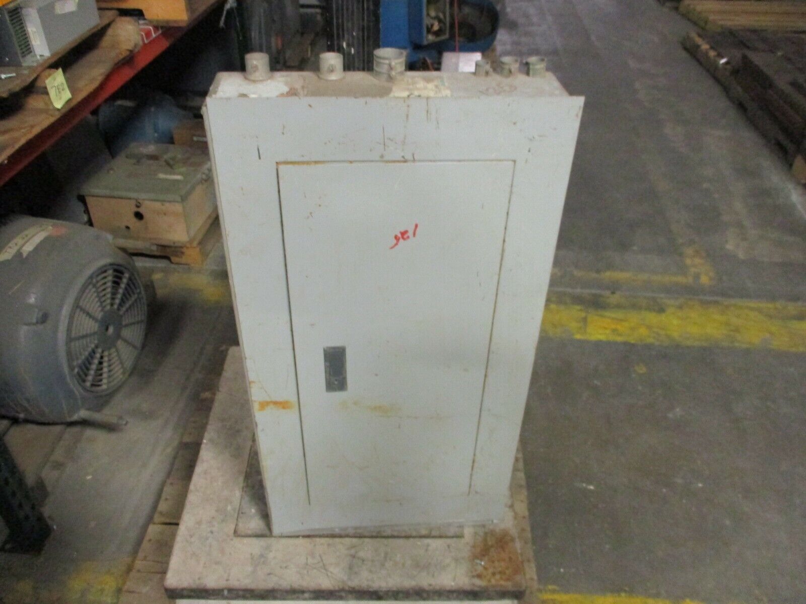 Siemens Main Lug Circuit Breaker Panel S1A30ML125CTS 125A Max 120/240V 1Ph 3W