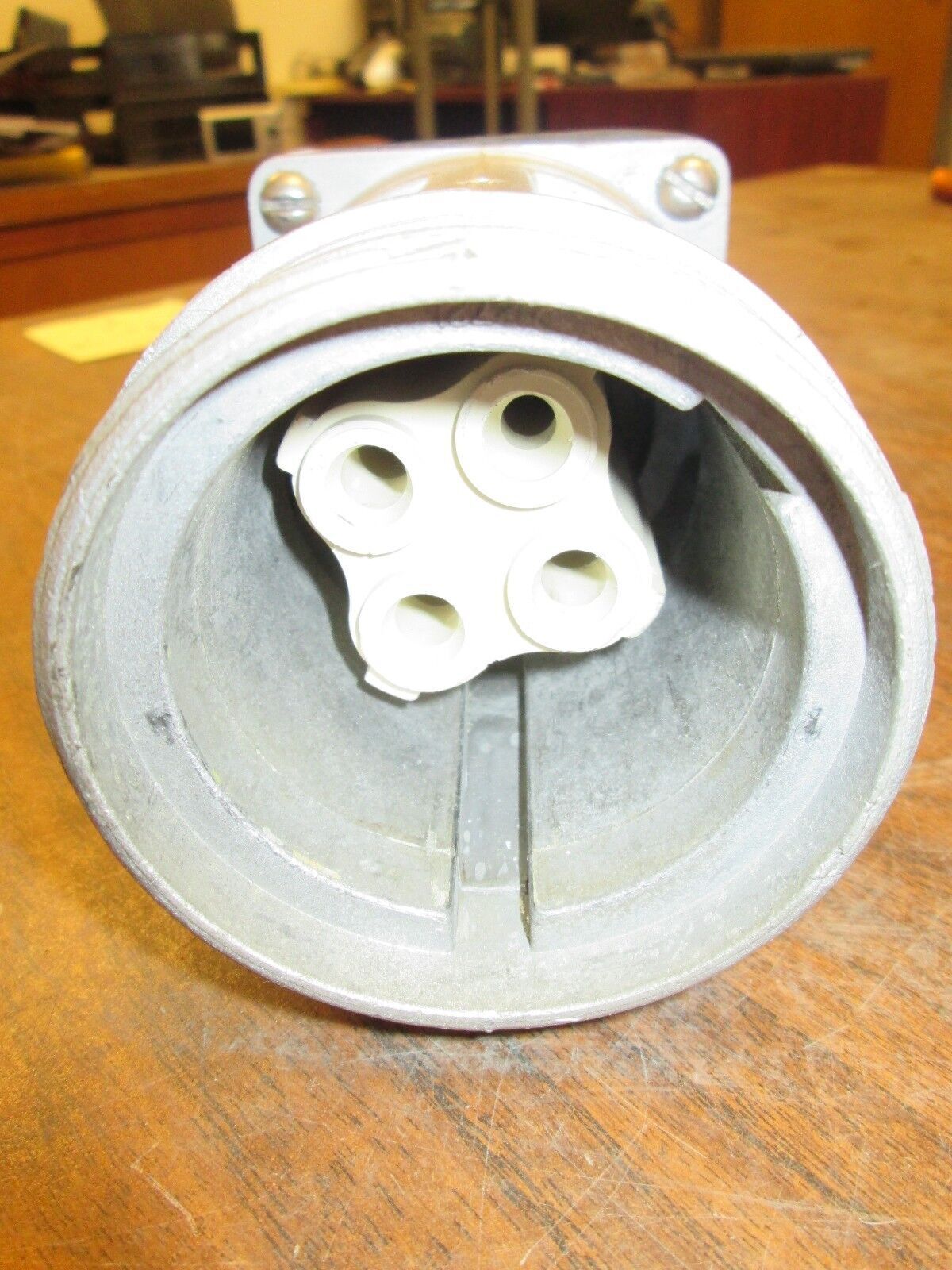 Russellstoll Receptacle 7428-78 60A 600V 4W *Missing Wire Clamp* Used