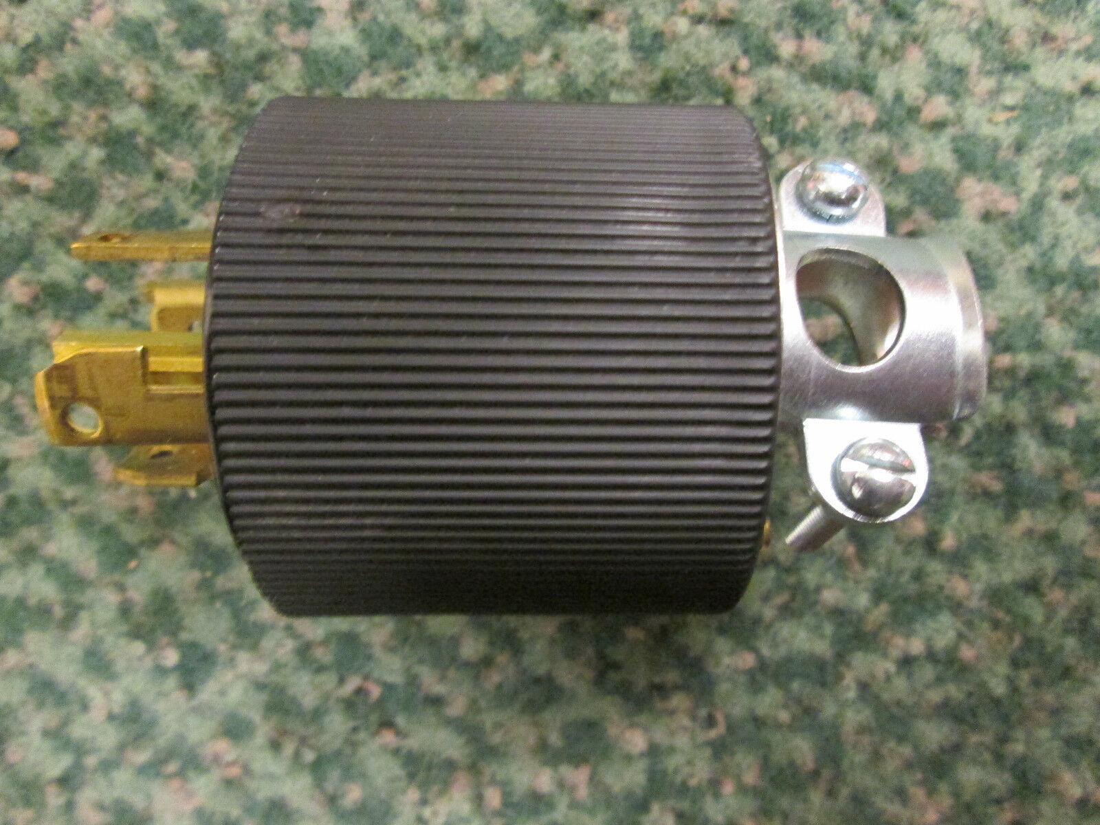 Hubbell Variload Twist-Lock Plug 30A 250/600V 4P 5W Used