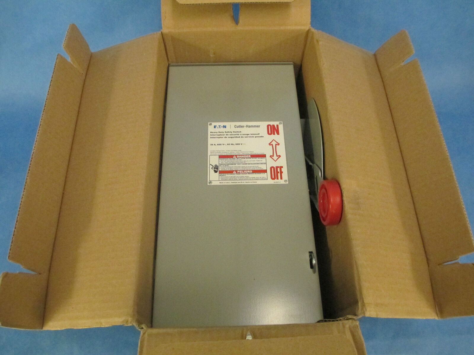 Cutler-Hammer Safety Switch DH261URKN 30A 600V 2P 3W Non-Fusible New Surplus