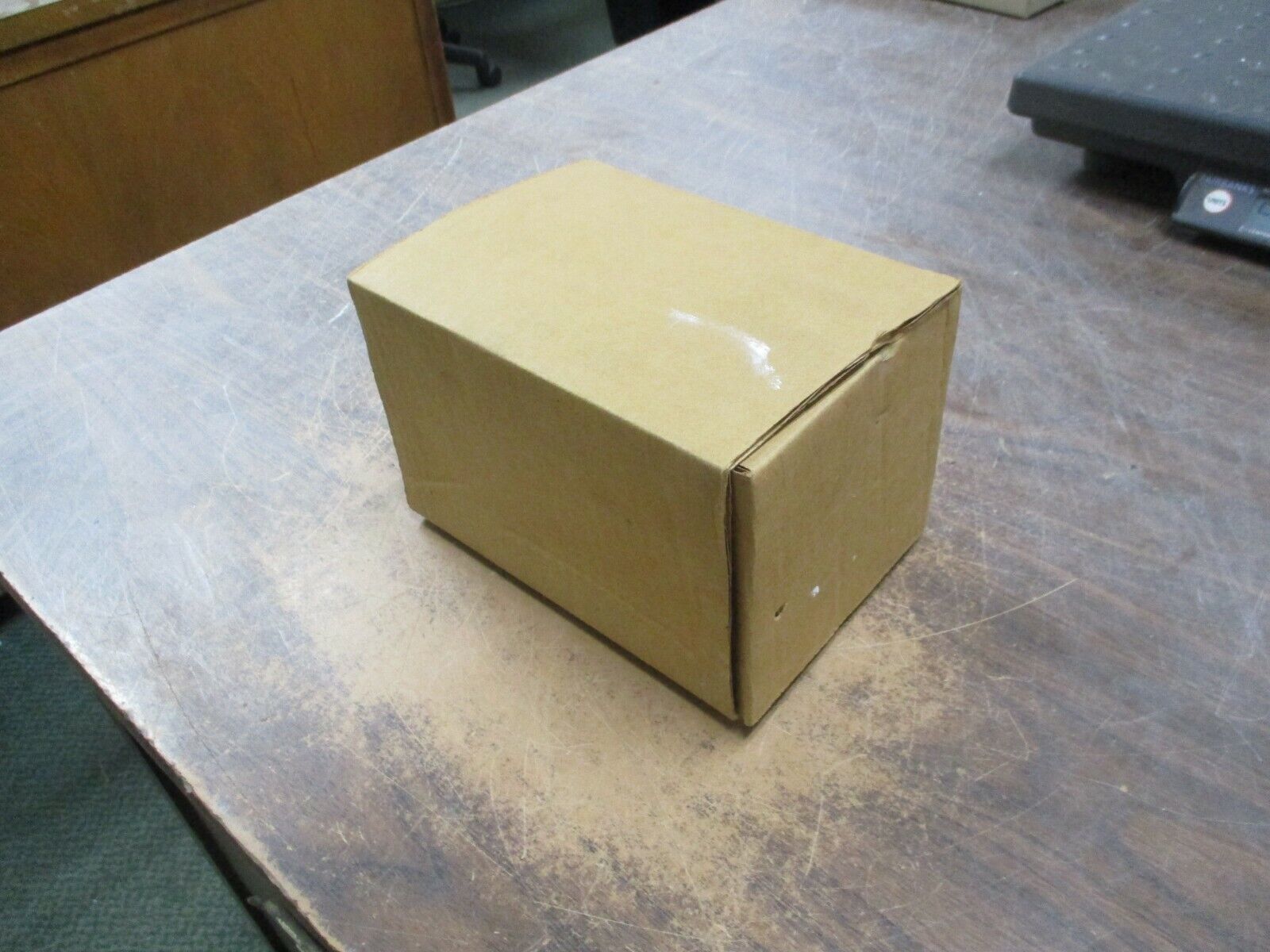 Barber-Colman Pneumatic Relay AK-50301-0-1 3-Way Switching Snap Acting 1/8" FNPT