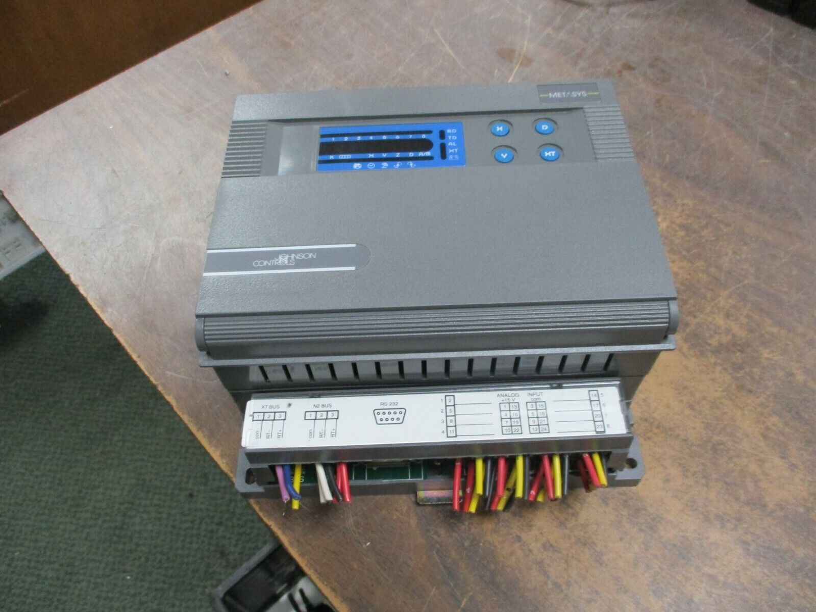 Johnson Controls / Metasys Controller, DX-9100-8454, 24VAC, Used