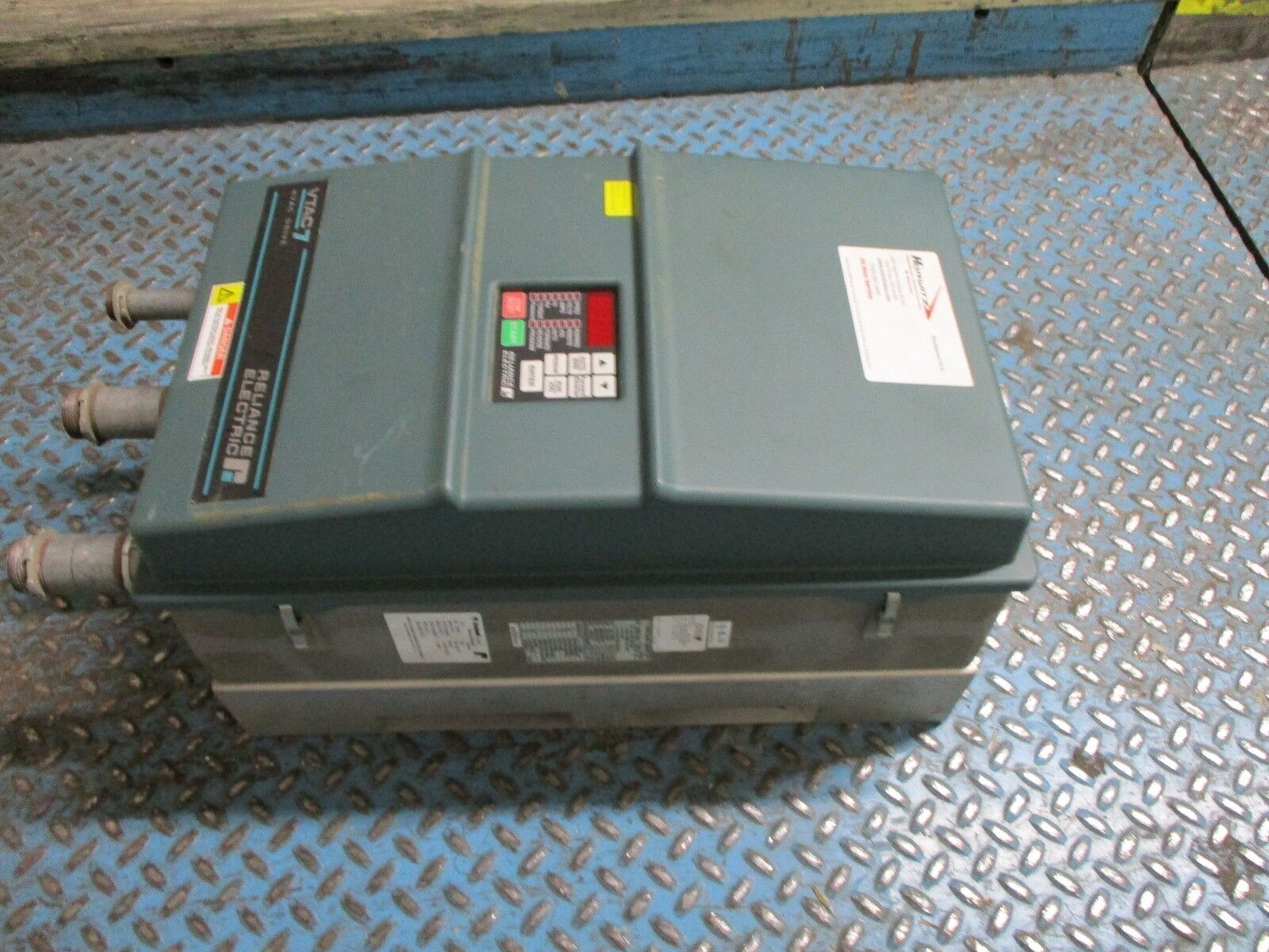Reliance VTAC 7 GV3000/SE AC Drive 30V4260 30HP Used